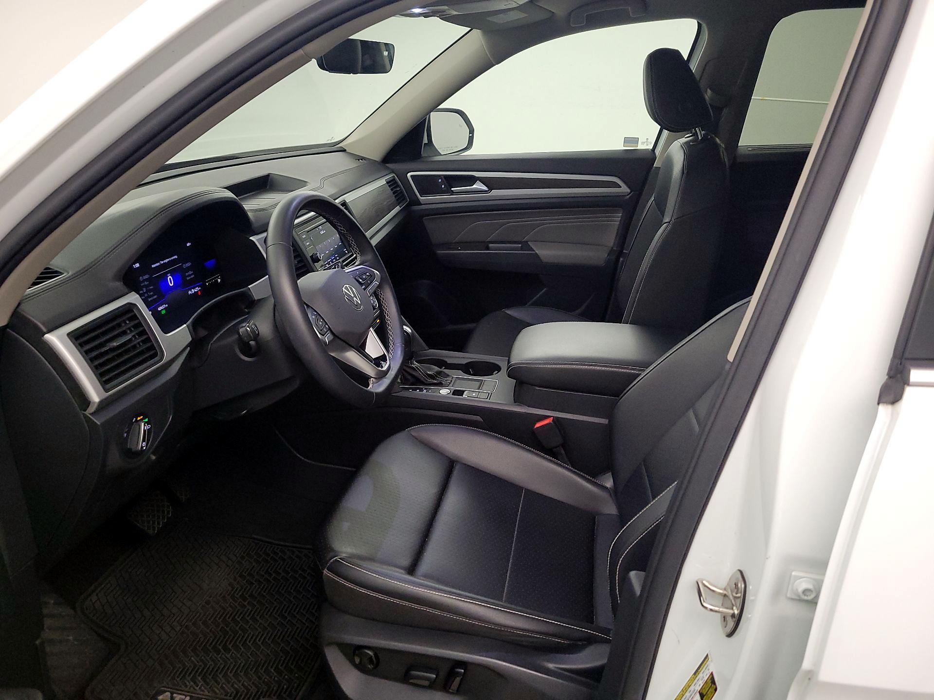 Thumbnail: 2022 Volkswagen Atlas - 11