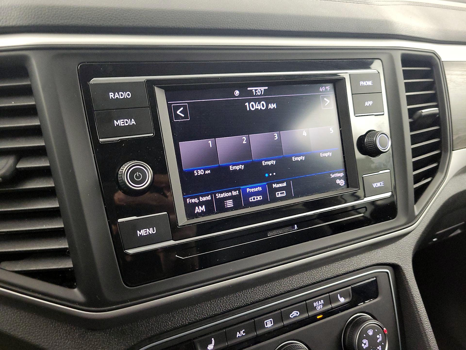 Thumbnail: 2022 Volkswagen Atlas - 15