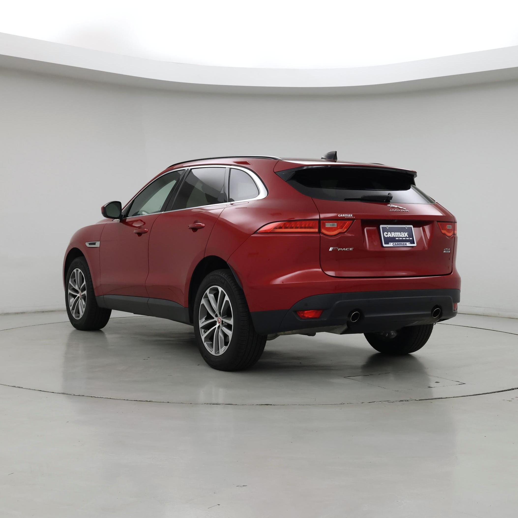 Thumbnail: 2020 Jaguar F-Pace - 2