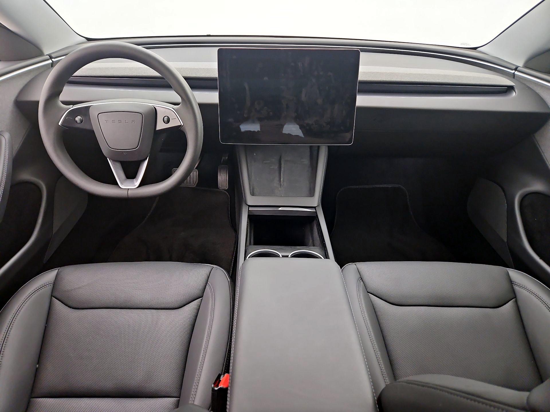 Thumbnail: 2025 Tesla Model 3 - 9