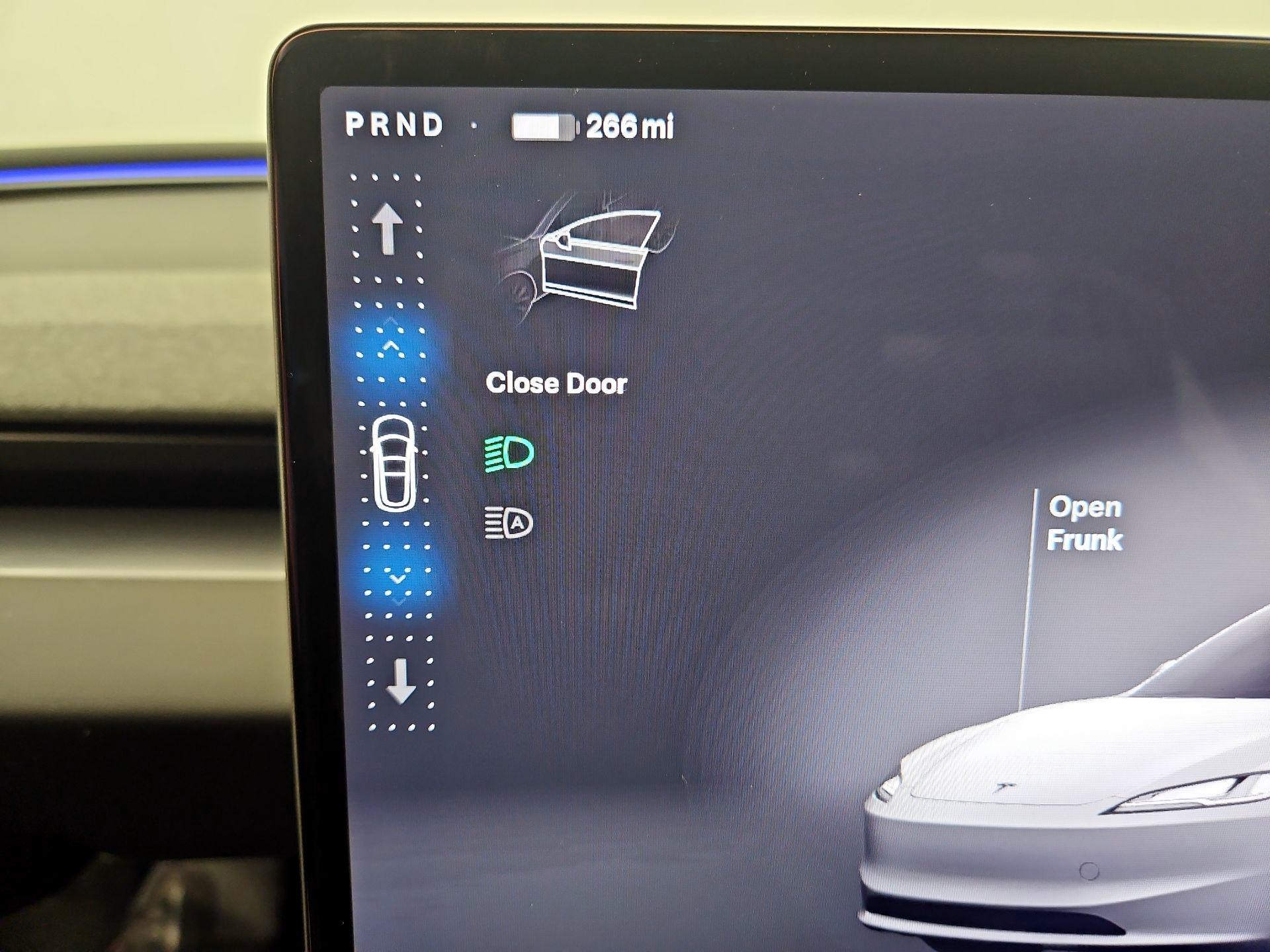 Thumbnail: 2025 Tesla Model 3 - 17