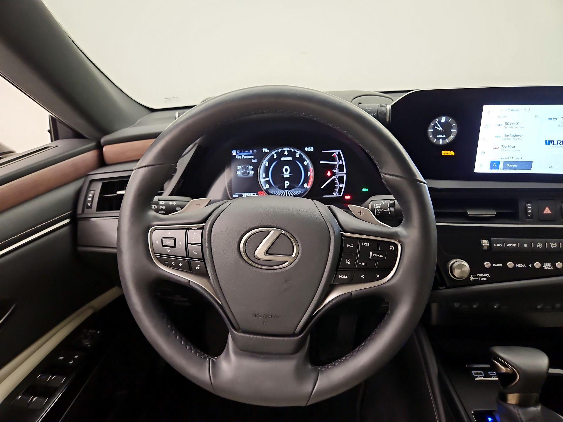 Thumbnail: 2024 Lexus ES - 10