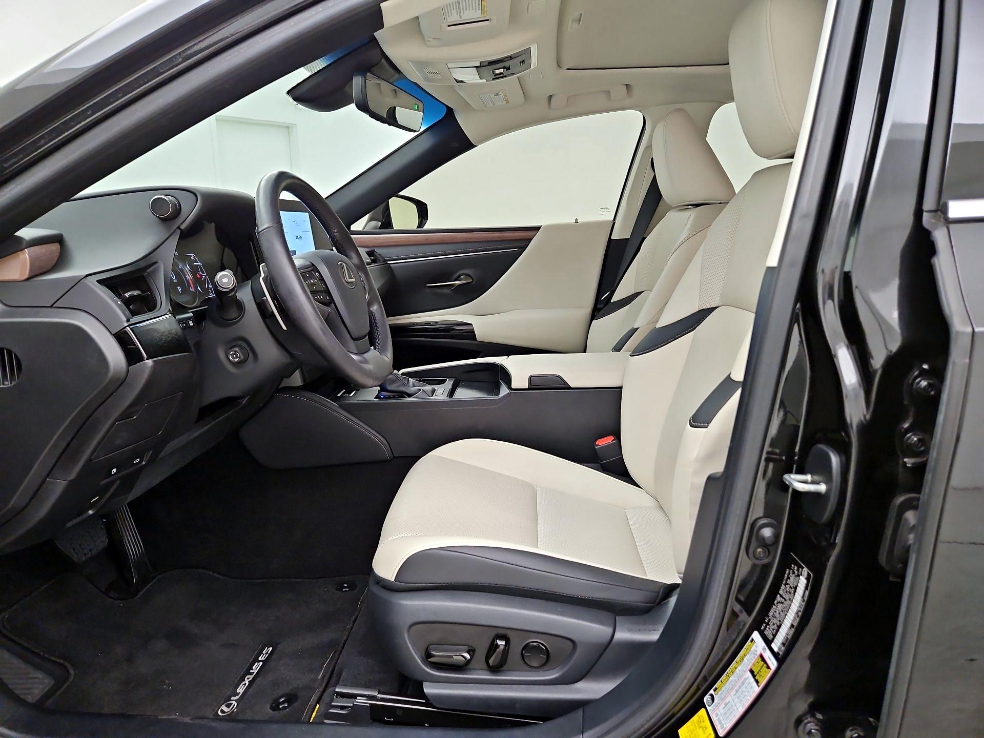Thumbnail: 2024 Lexus ES - 11