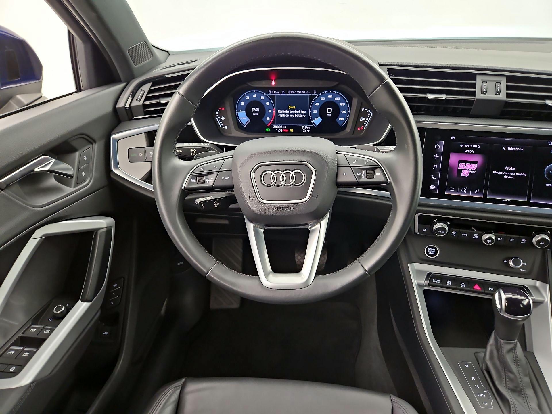 Thumbnail: 2023 Audi Q3 - 10