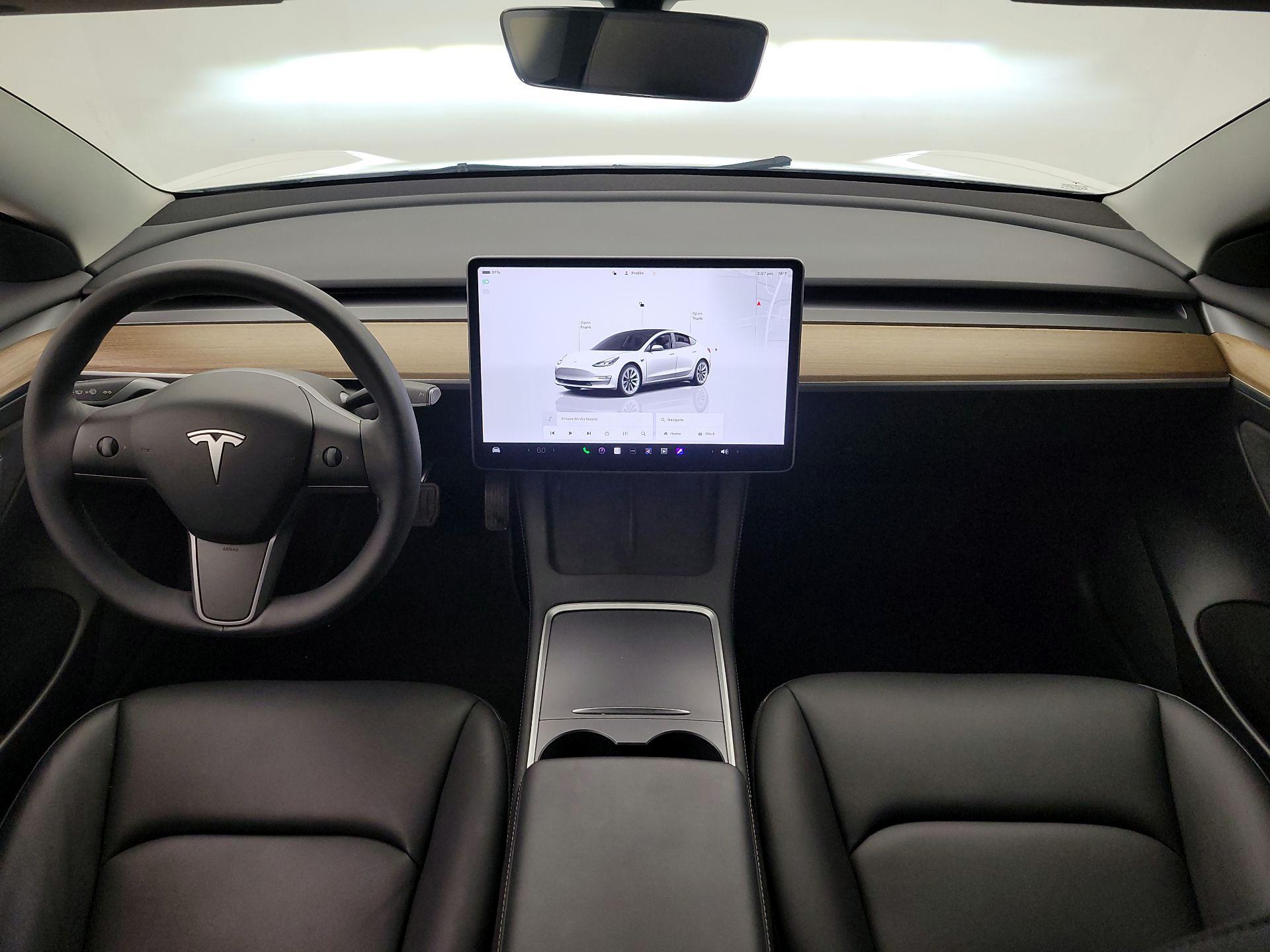 Thumbnail: 2022 Tesla Model 3 - 9
