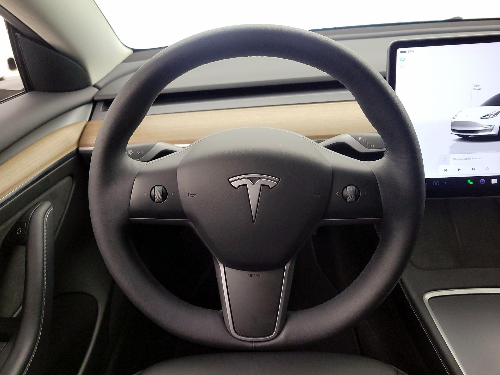 Thumbnail: 2022 Tesla Model 3 - 10