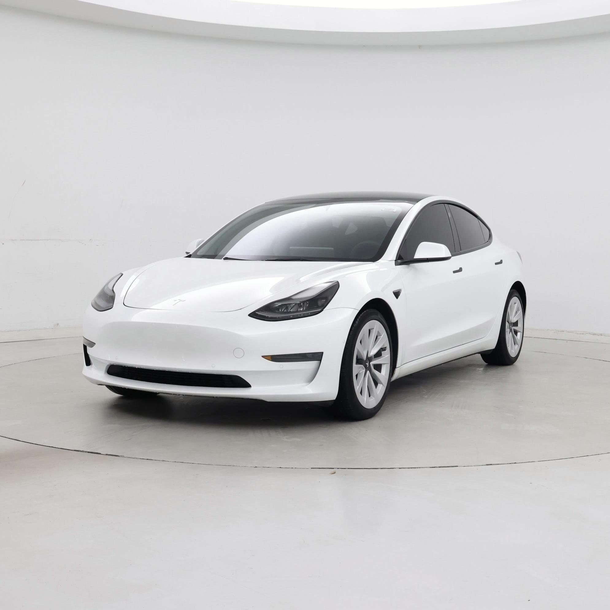 Thumbnail: 2022 Tesla Model 3 - 4