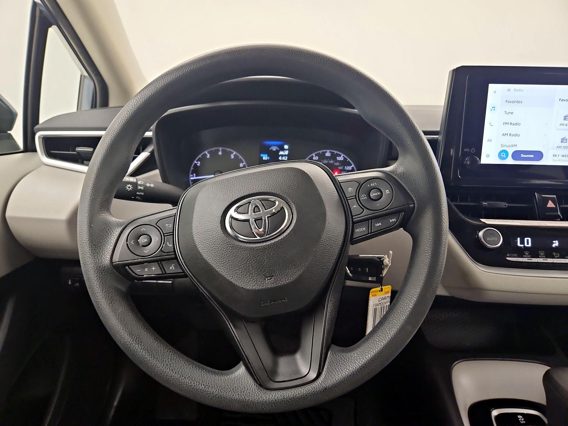 Thumbnail: 2023 Toyota Corolla - 10