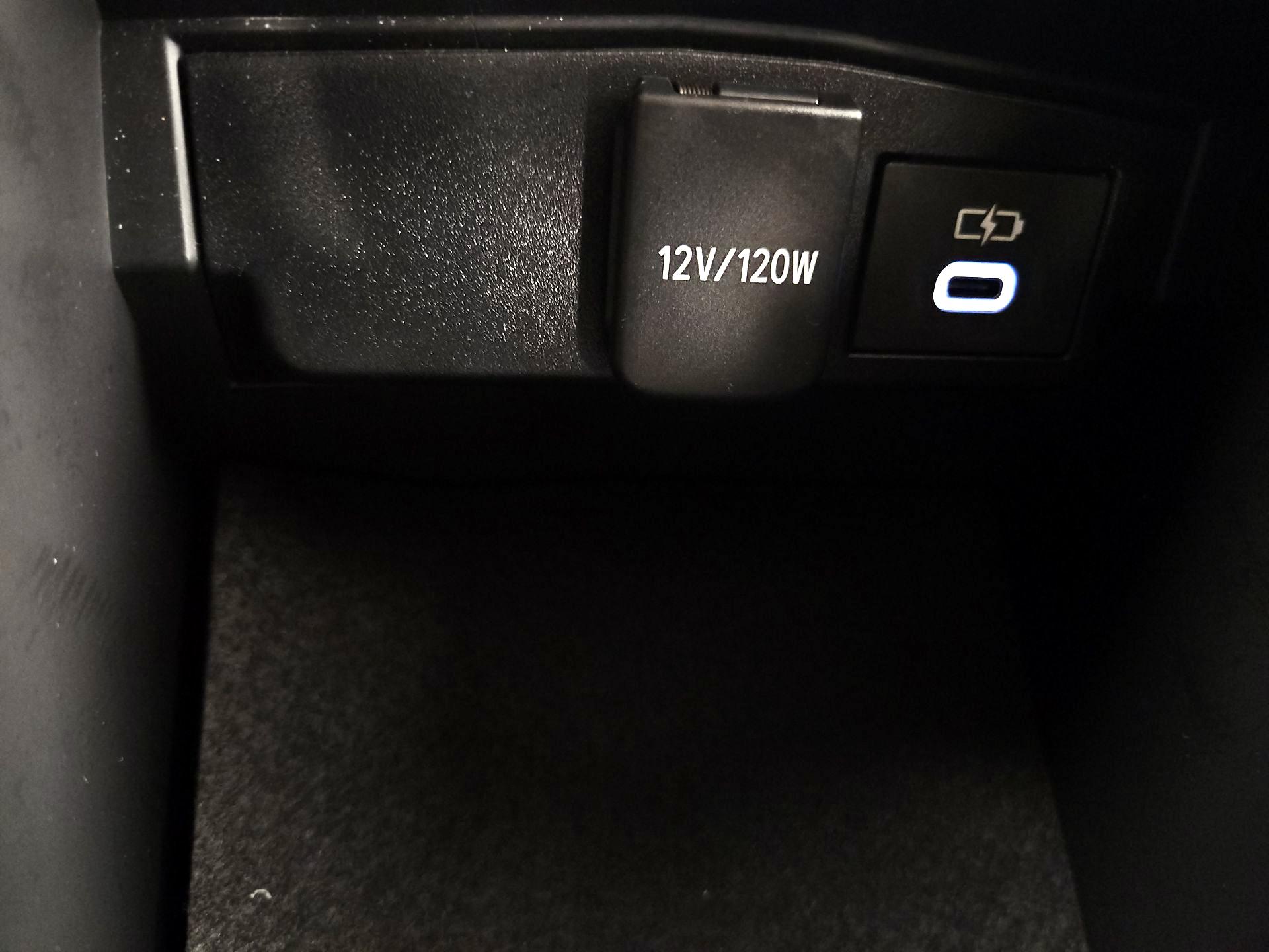 Thumbnail: 2023 Toyota Corolla - 18