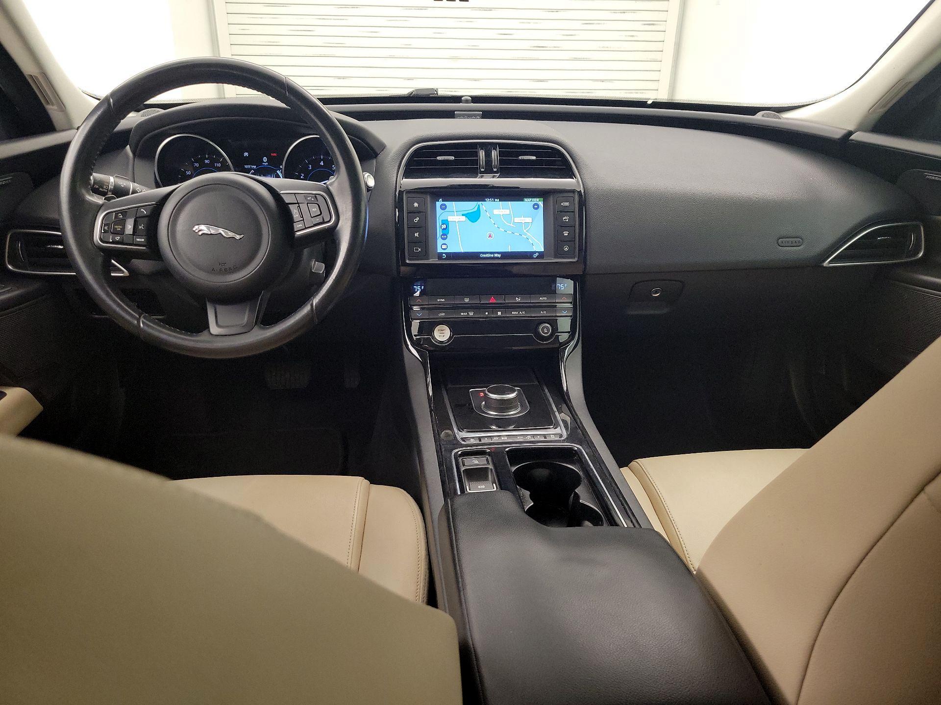 Thumbnail: 2018 Jaguar XE - 9