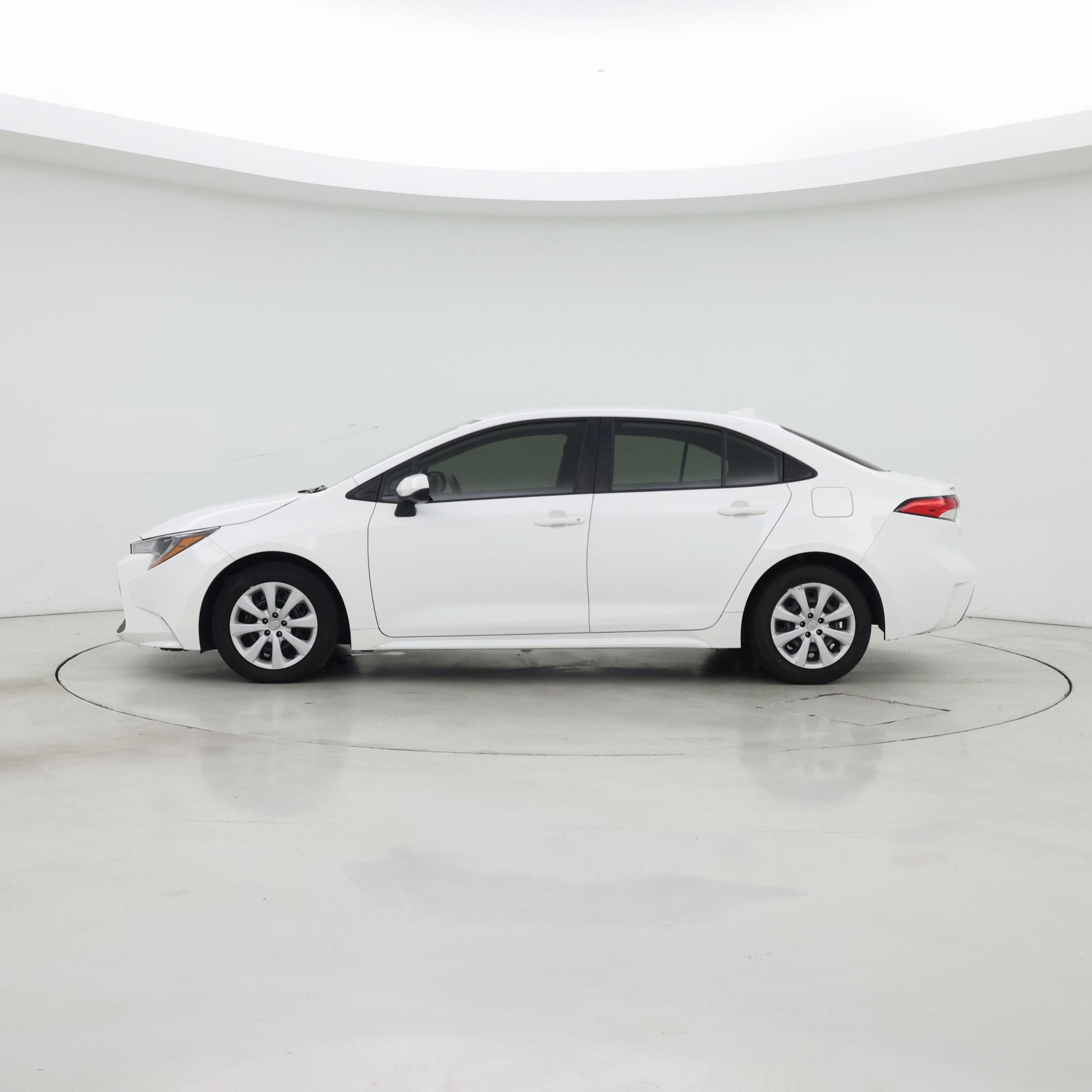 Thumbnail: 2022 Toyota Corolla - 3