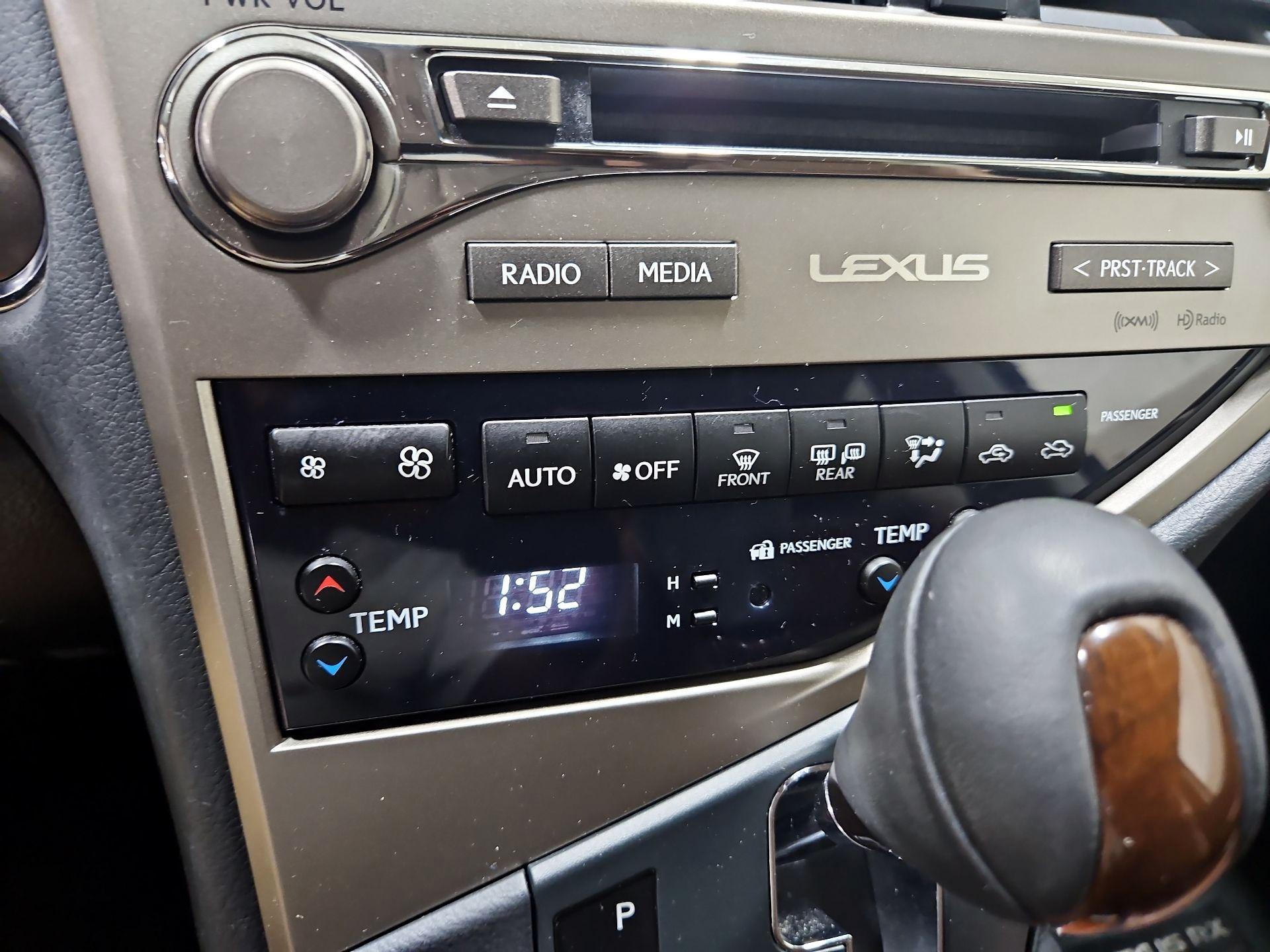 Thumbnail: 2015 Lexus RX - 16