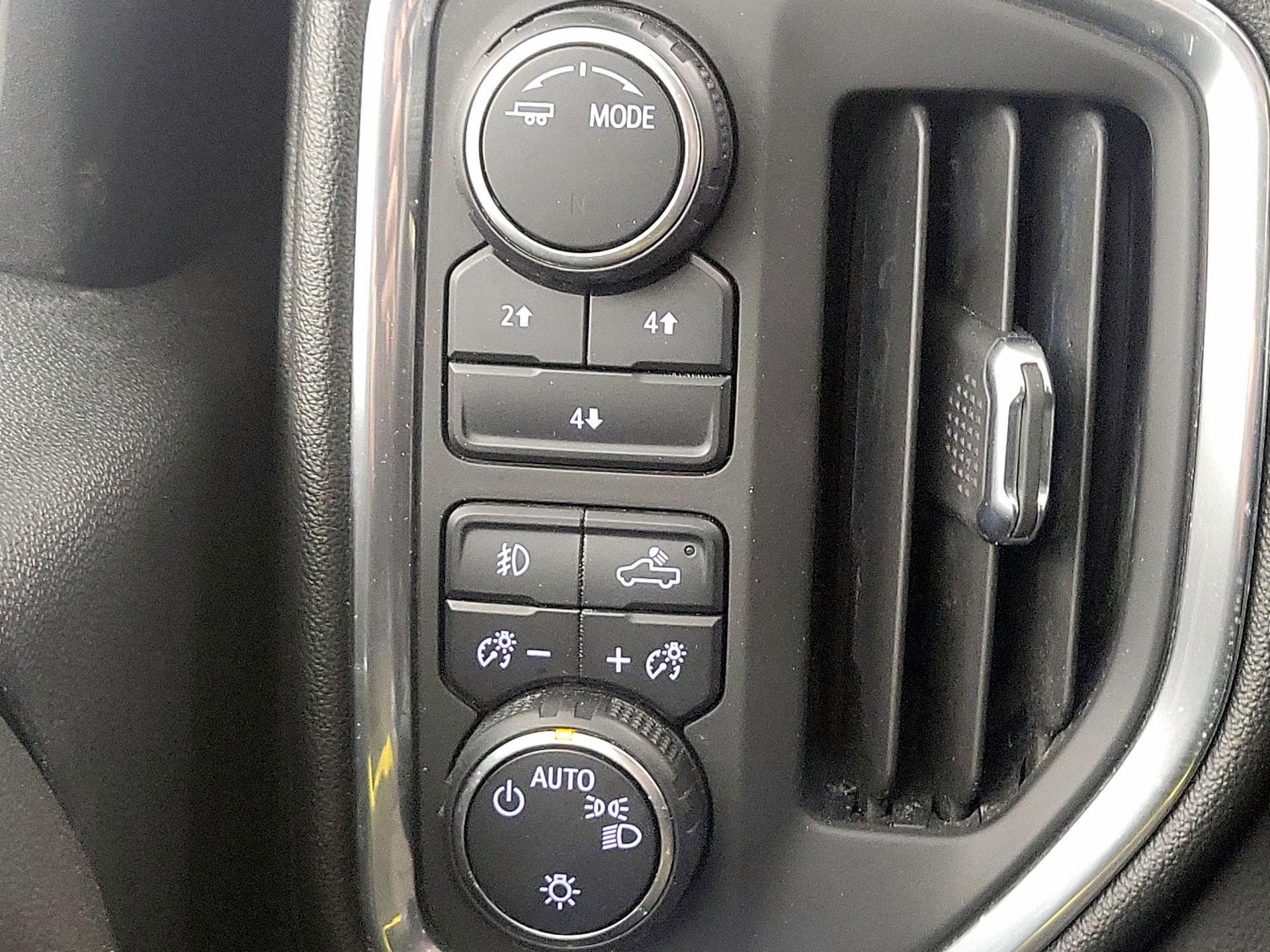 Thumbnail: 2022 Chevrolet Silverado 2500 - 13