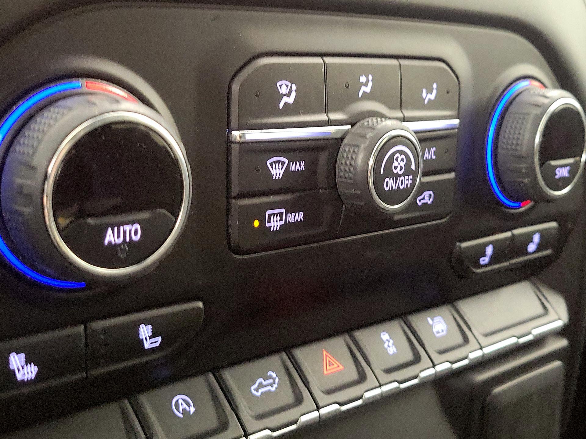 Thumbnail: 2022 Chevrolet Silverado 2500 - 16