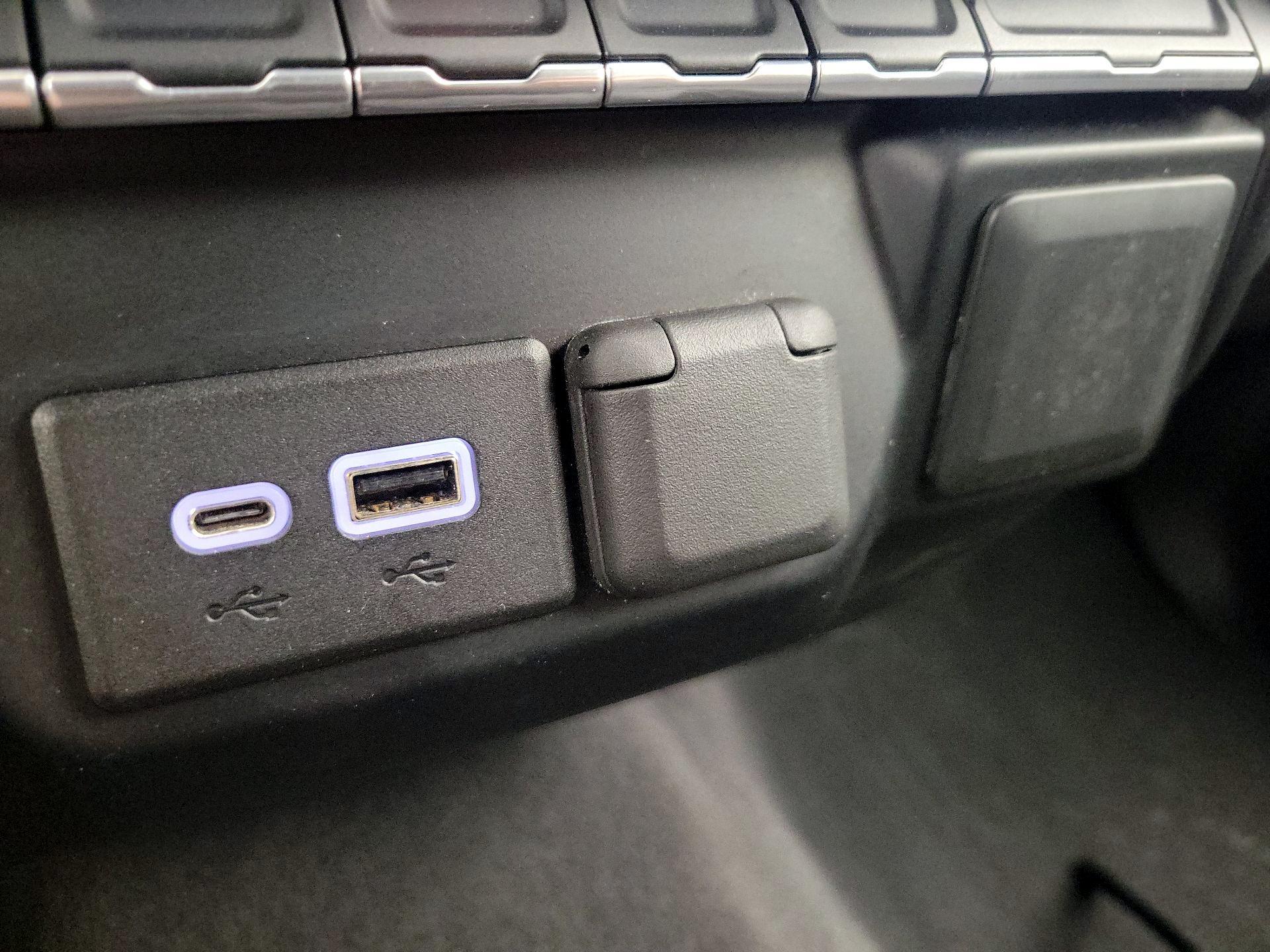 Thumbnail: 2022 Chevrolet Silverado 2500 - 18