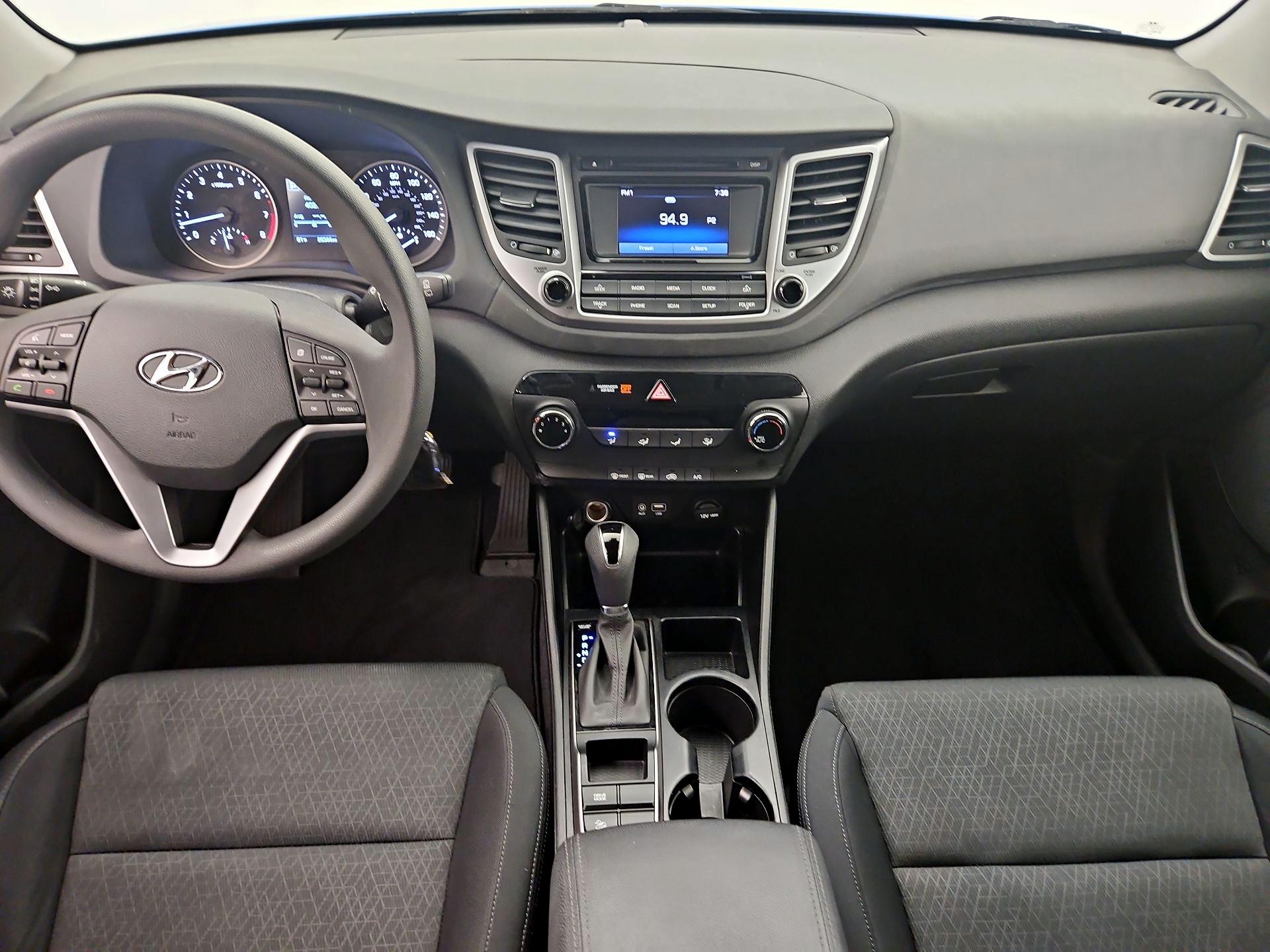 Thumbnail: 2016 Hyundai Tucson - 9