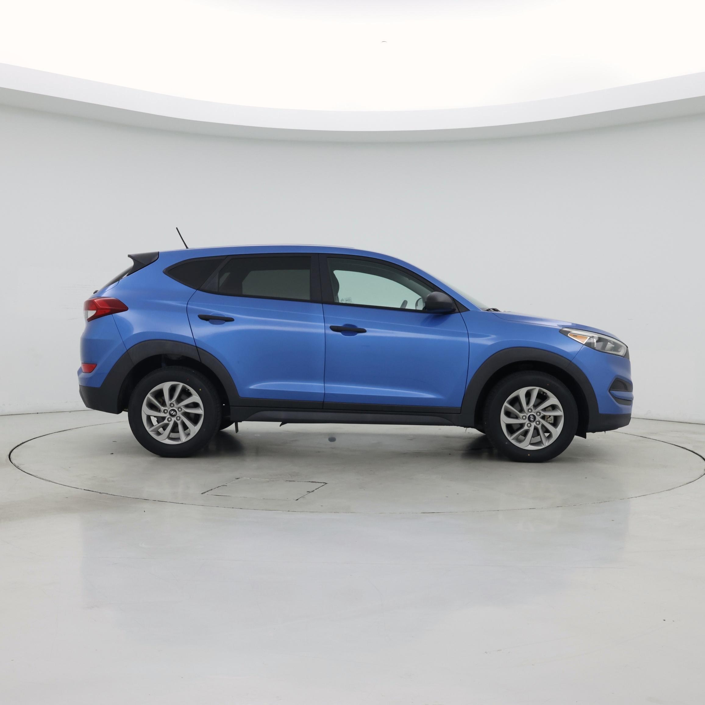Thumbnail: 2016 Hyundai Tucson - 7