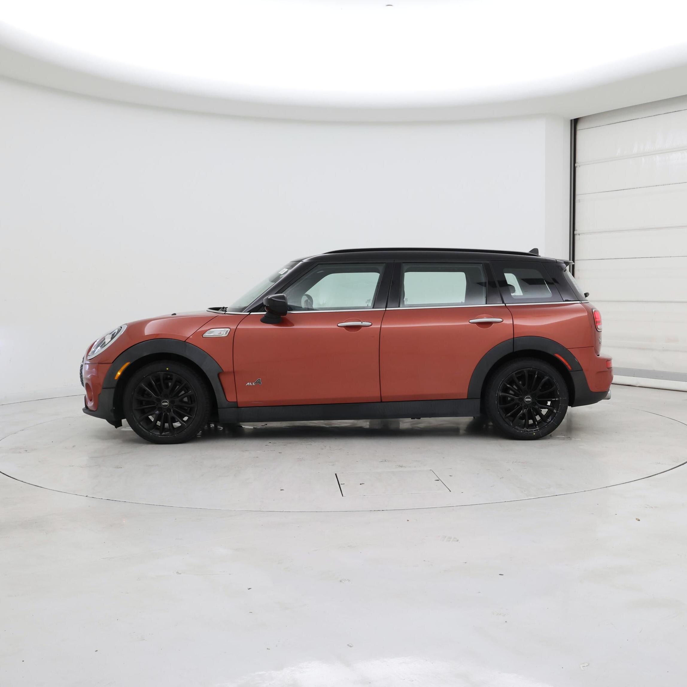 Thumbnail: 2020 MINI Cooper Clubman - 3