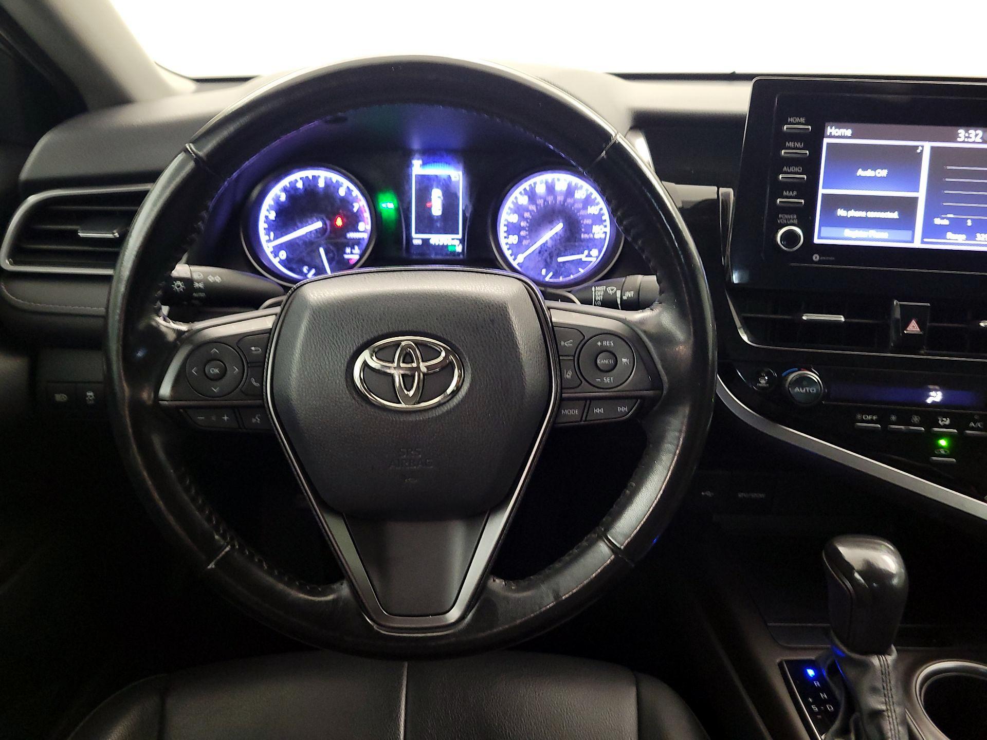 Thumbnail: 2022 Toyota Camry - 10