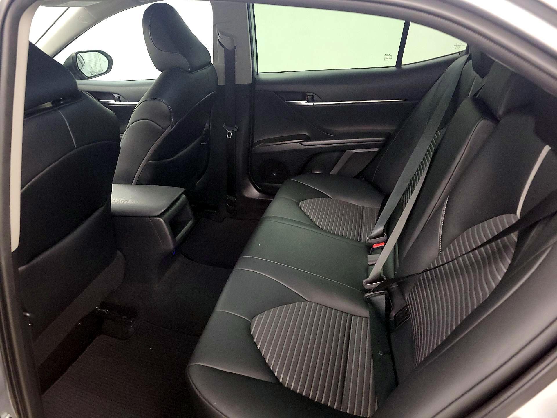 Thumbnail: 2022 Toyota Camry - 19