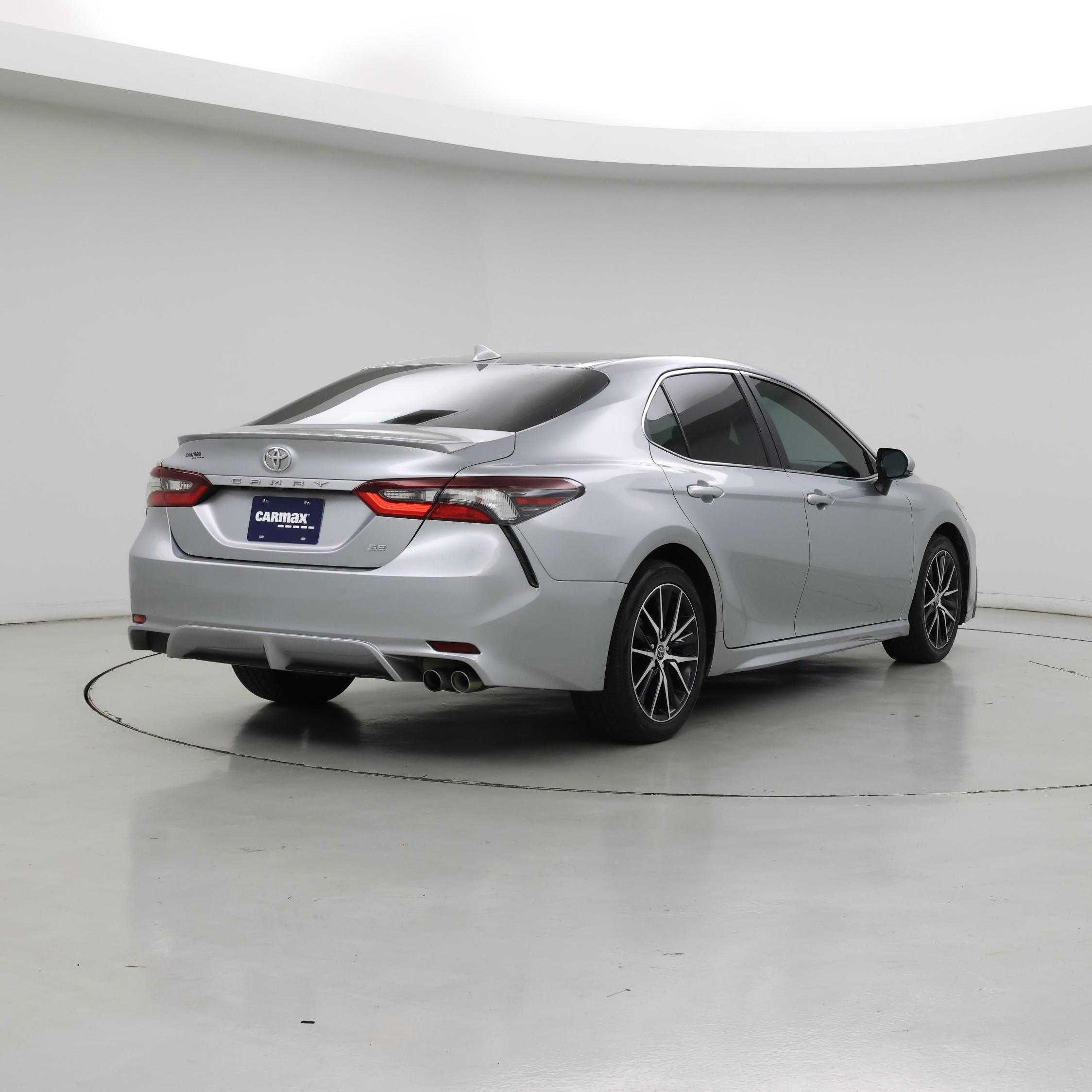 Thumbnail: 2022 Toyota Camry - 8