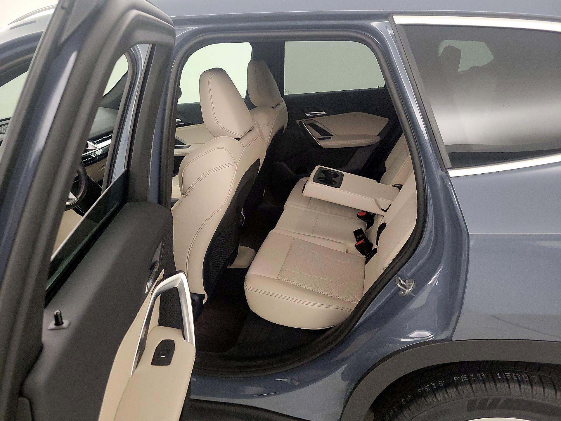 Thumbnail: 2023 BMW X1 - 20