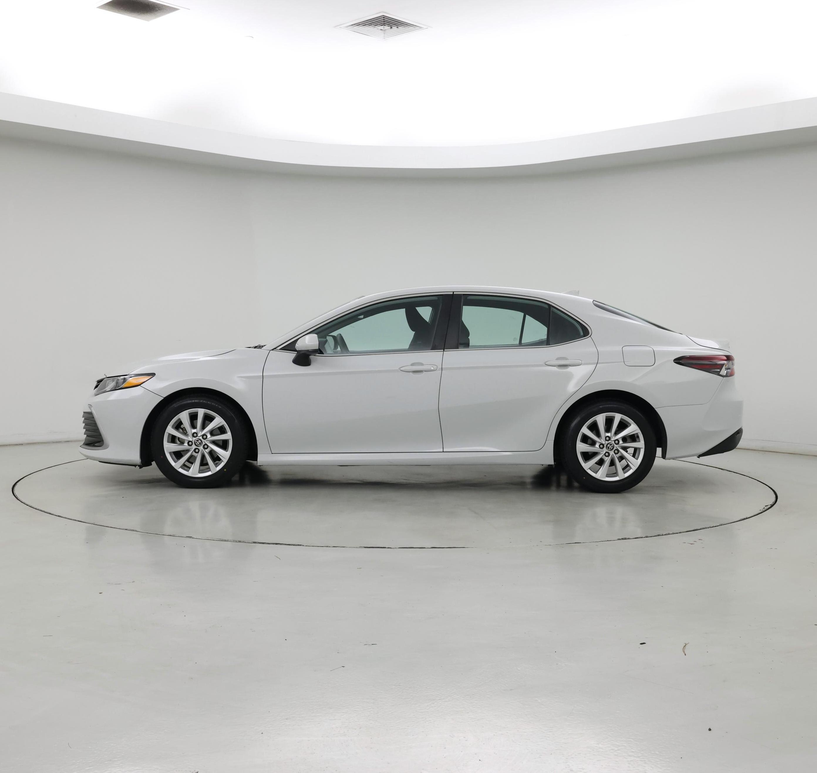 Thumbnail: 2023 Toyota Camry - 3