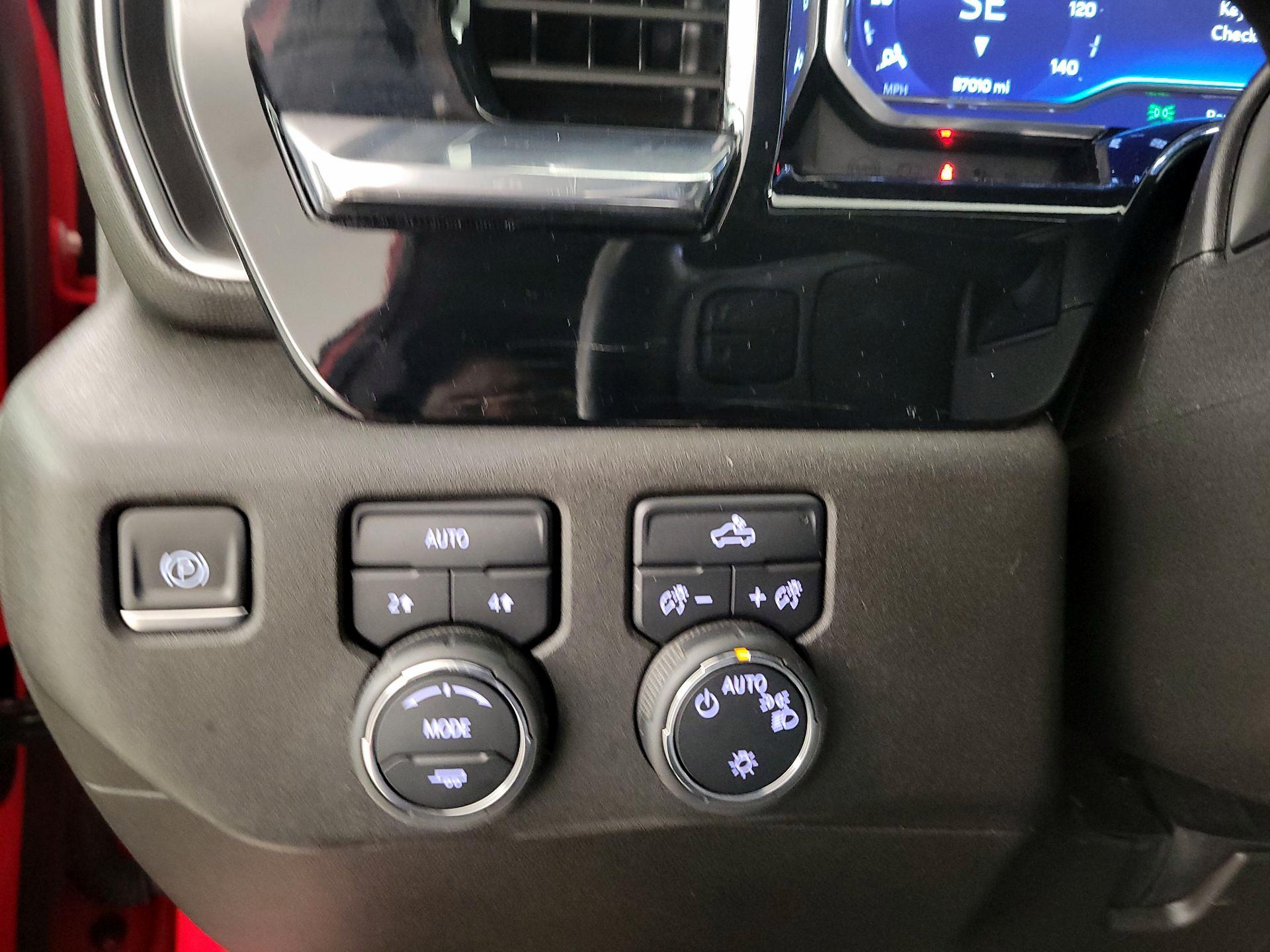 Thumbnail: 2023 Chevrolet Silverado 1500 - 13