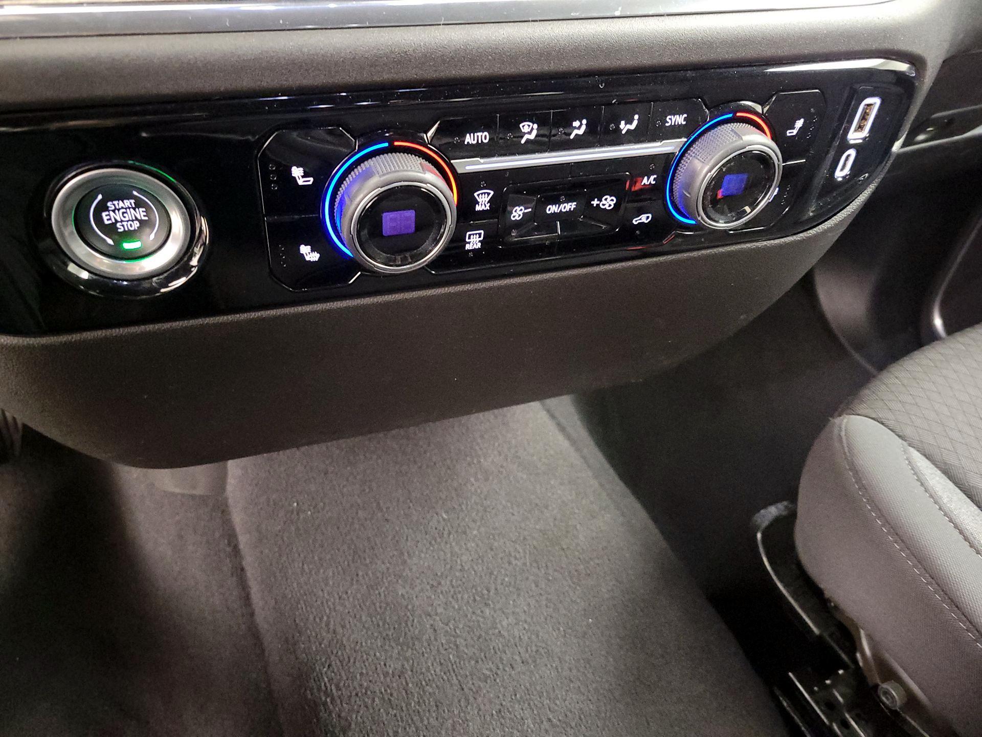 Thumbnail: 2023 Chevrolet Silverado 1500 - 16