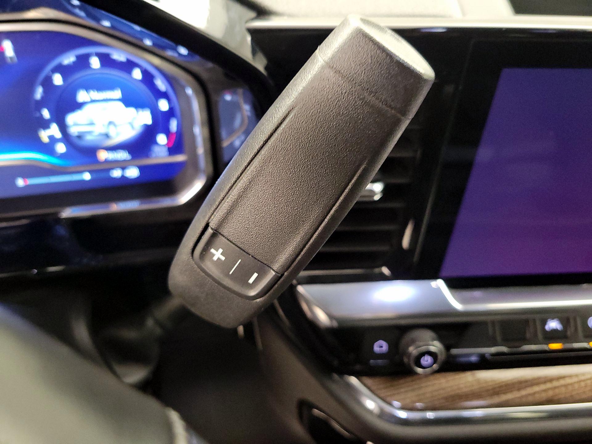 Thumbnail: 2023 Chevrolet Silverado 1500 - 17