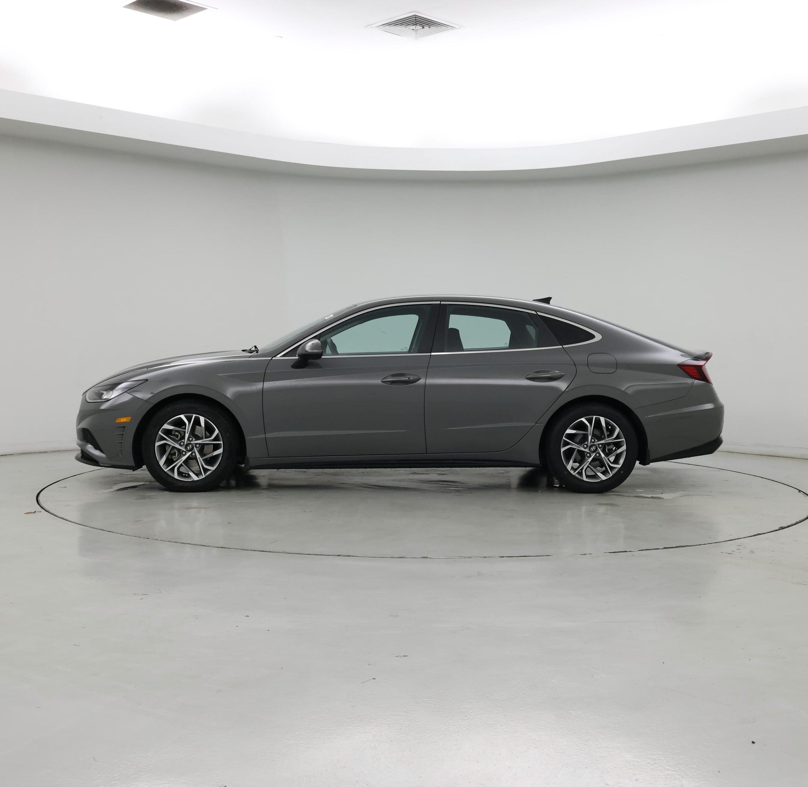 Thumbnail: 2023 Hyundai Sonata - 3