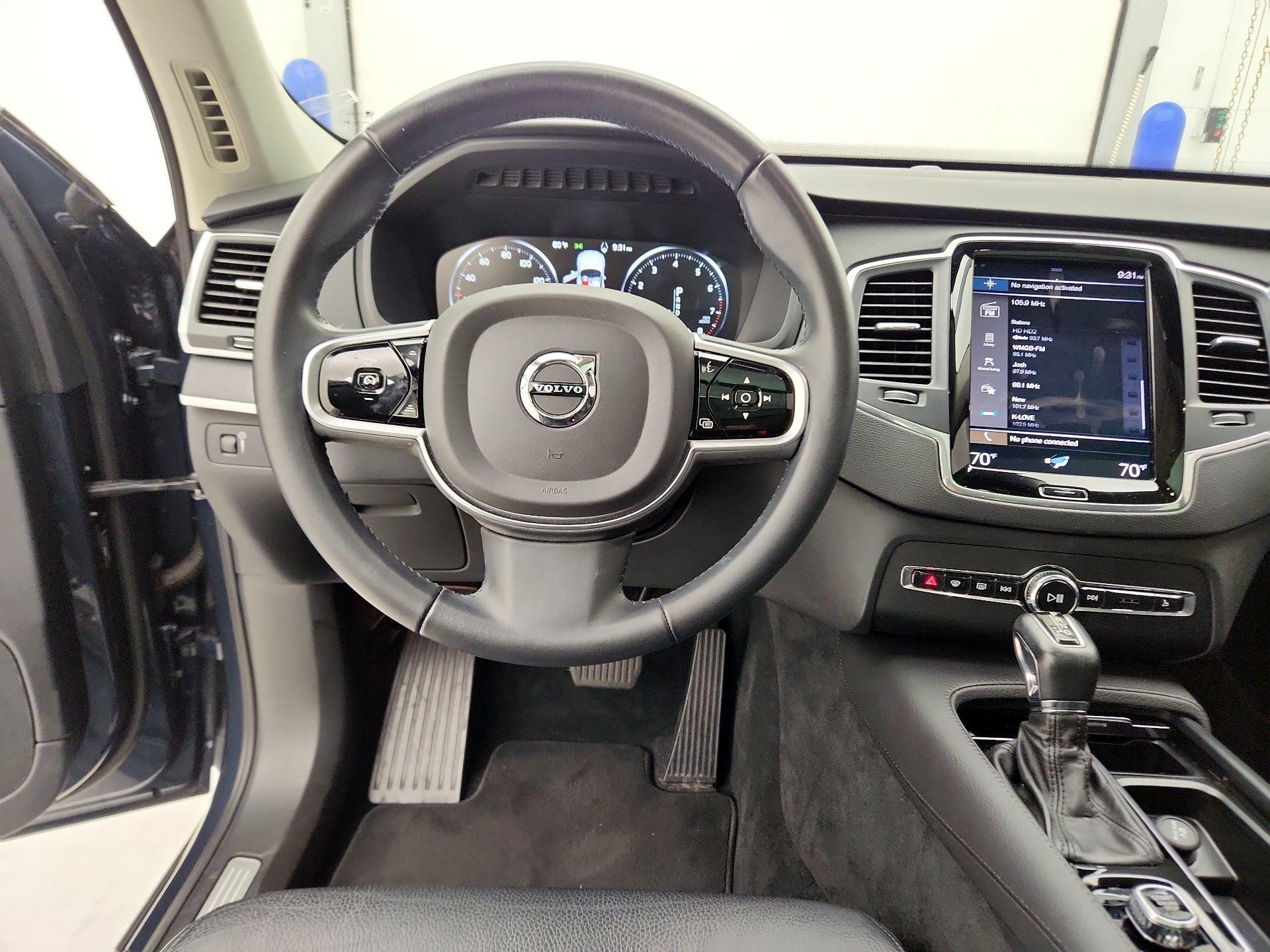Thumbnail: 2020 Volvo XC90 - 10