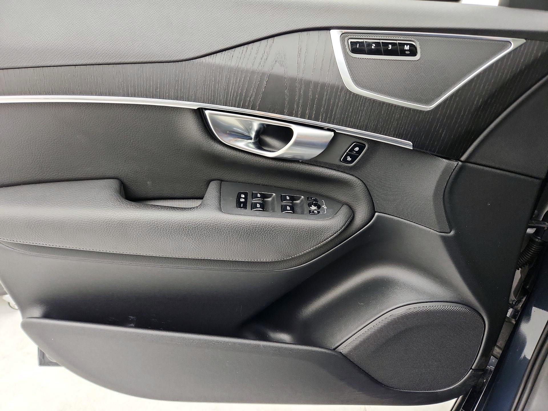 Thumbnail: 2020 Volvo XC90 - 12