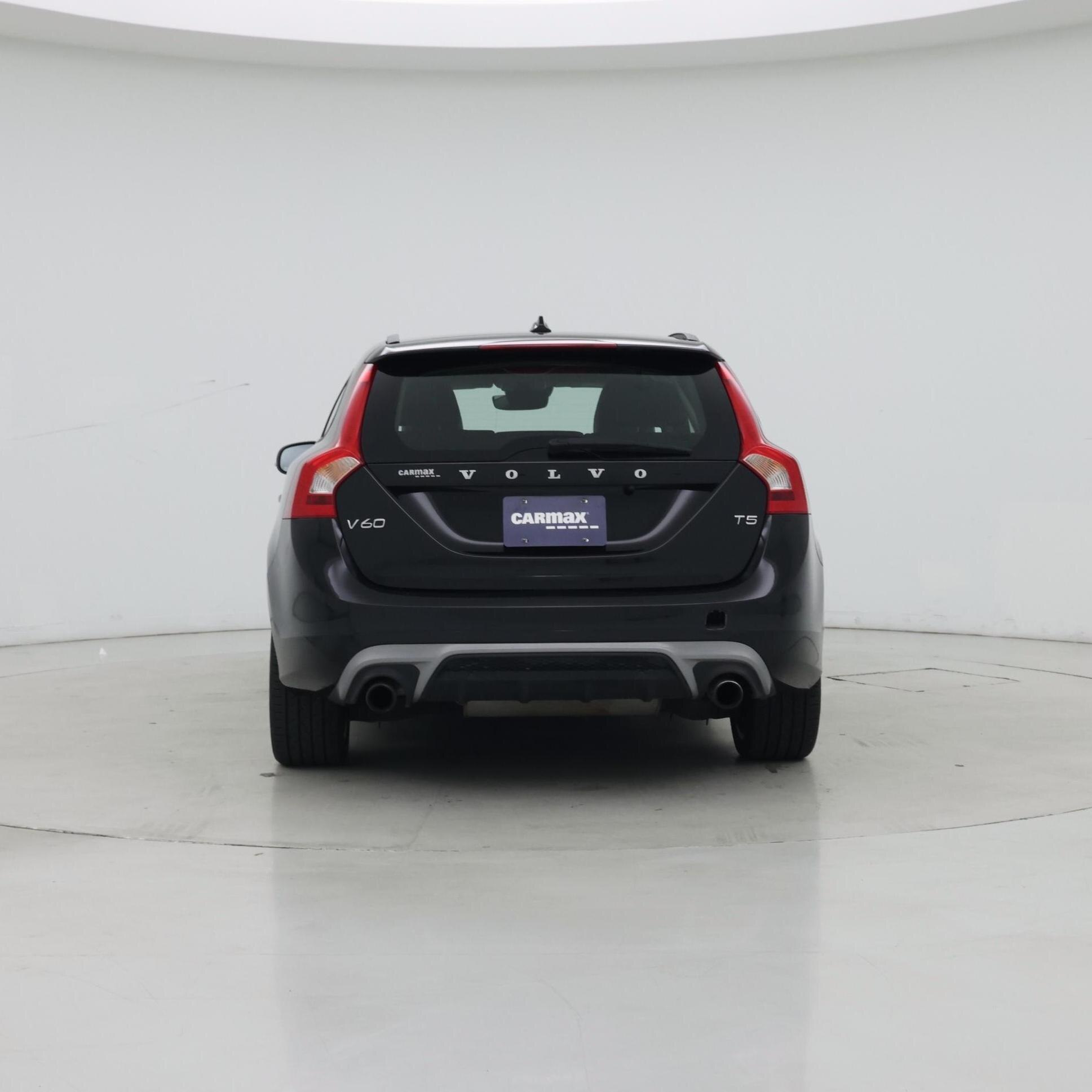 Thumbnail: 2018 Volvo V60 - 6