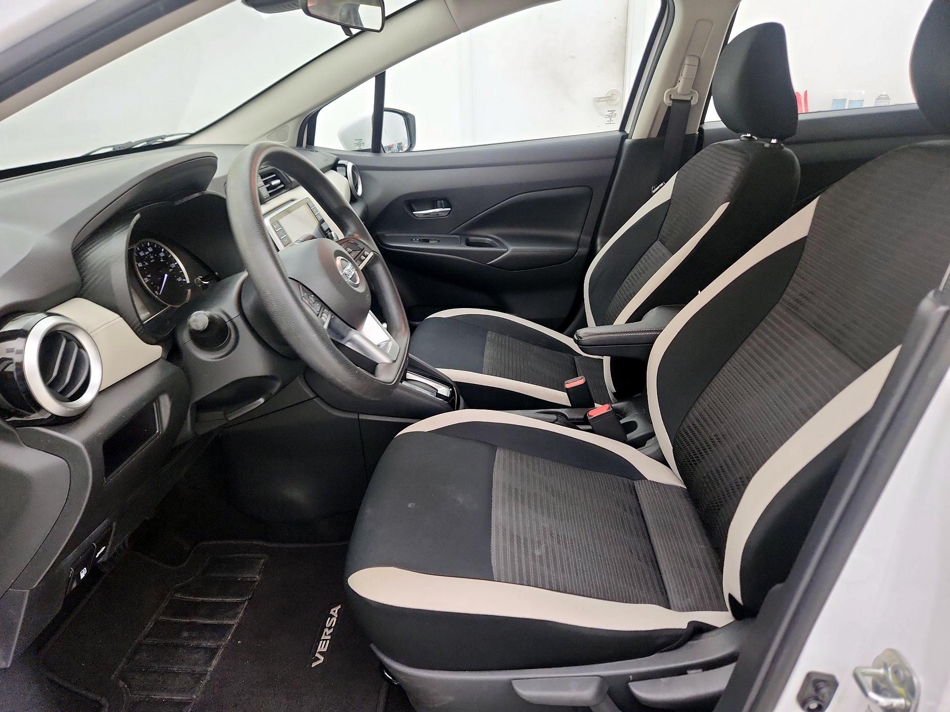 Thumbnail: 2020 Nissan Versa - 11
