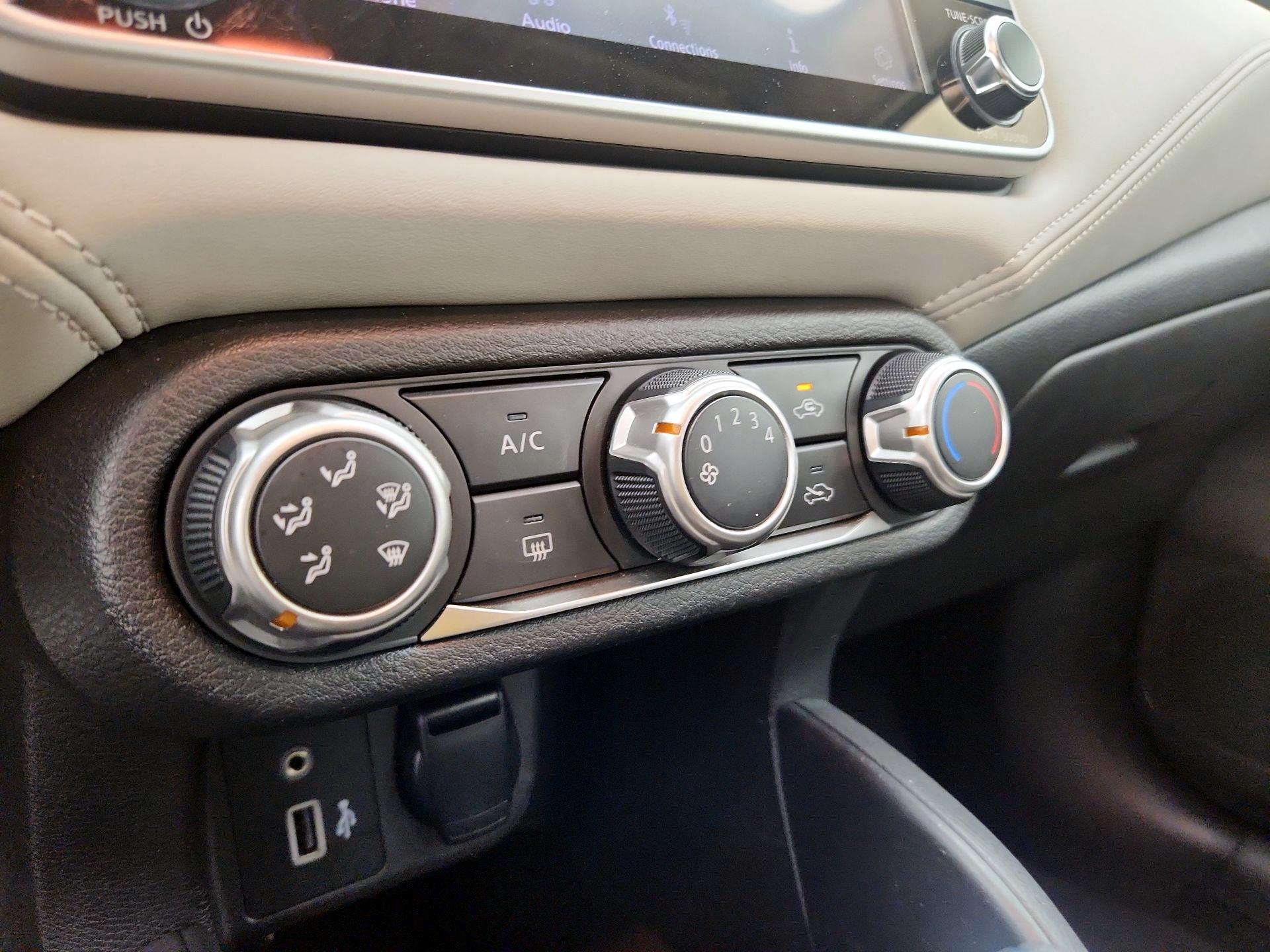 Thumbnail: 2020 Nissan Versa - 16