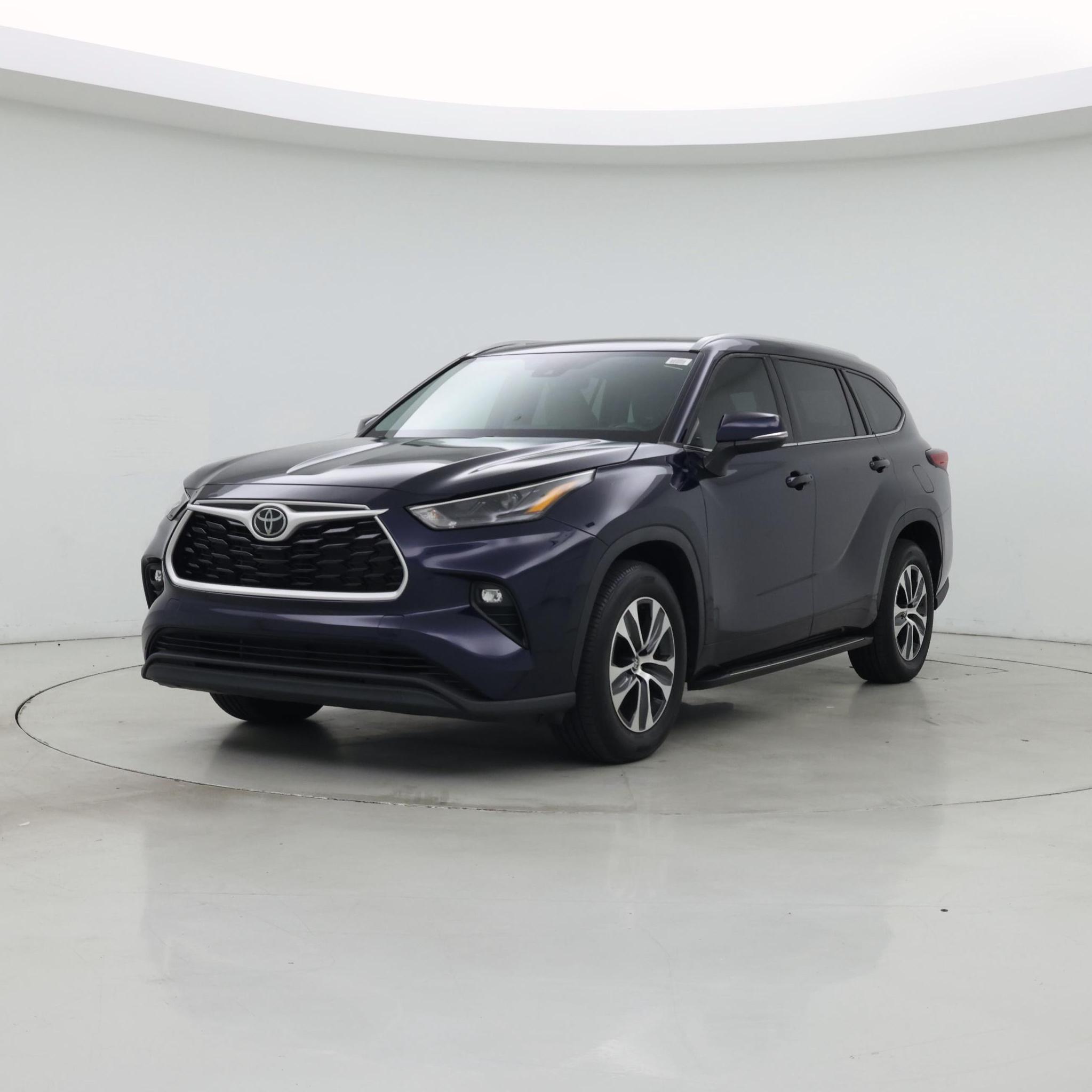 Thumbnail: 2022 Toyota Highlander - 4