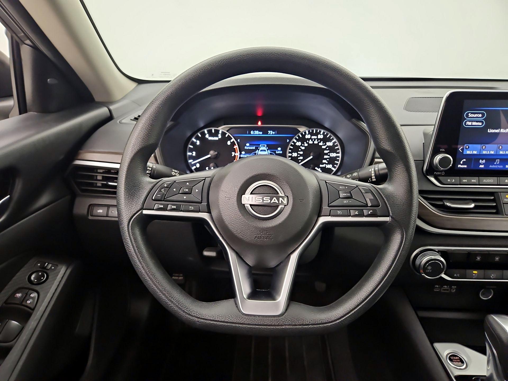 Thumbnail: 2024 Nissan Altima - 10