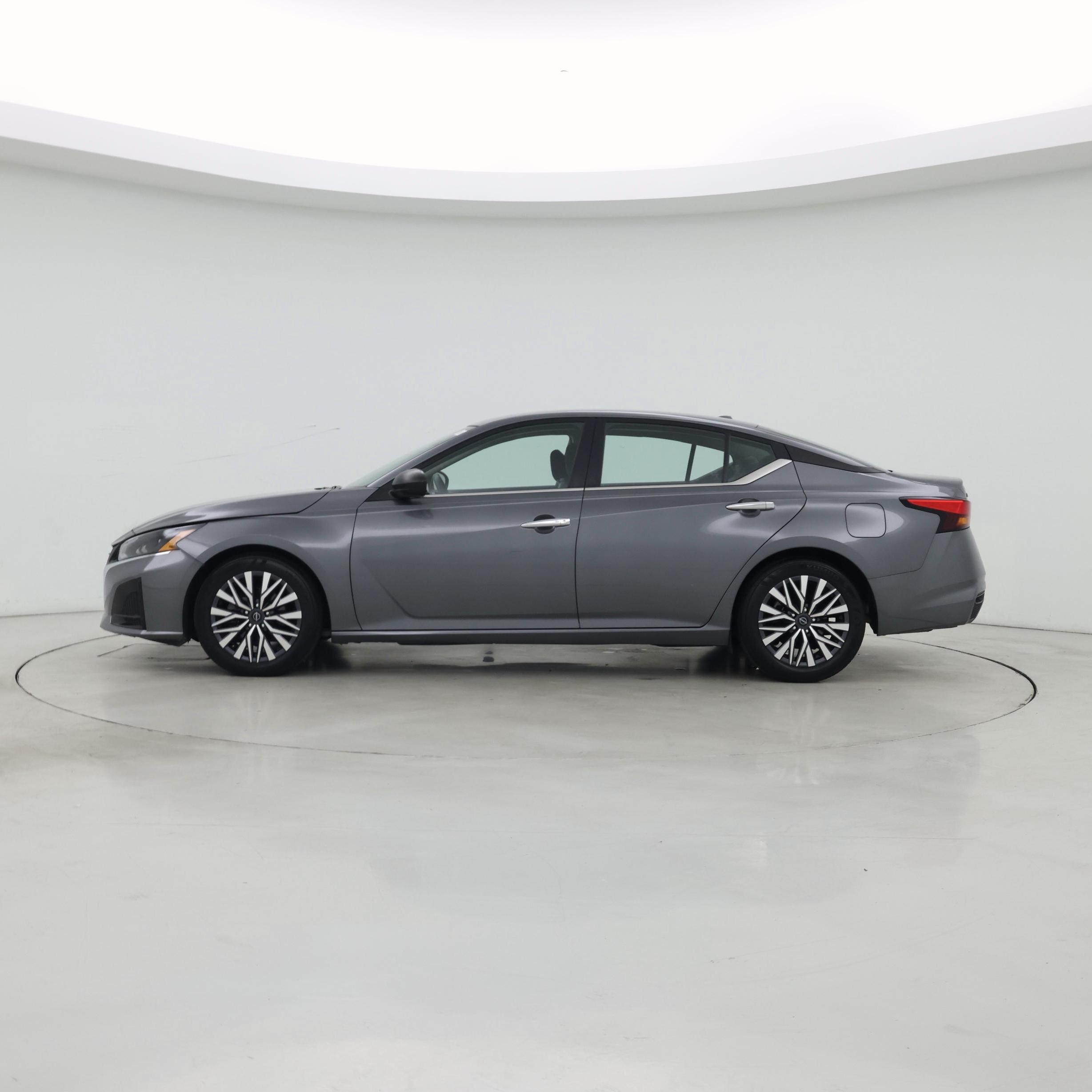 Thumbnail: 2024 Nissan Altima - 3