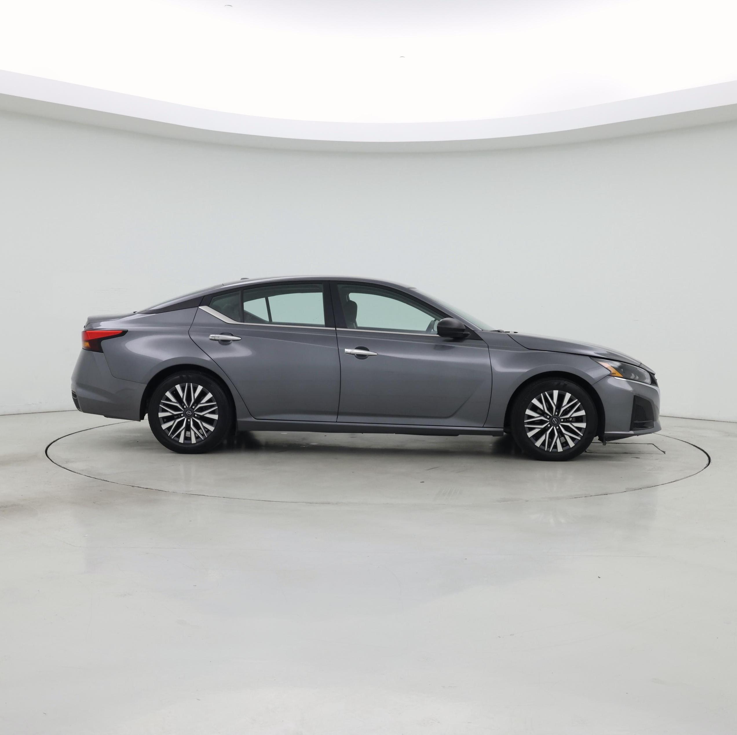 Thumbnail: 2024 Nissan Altima - 7