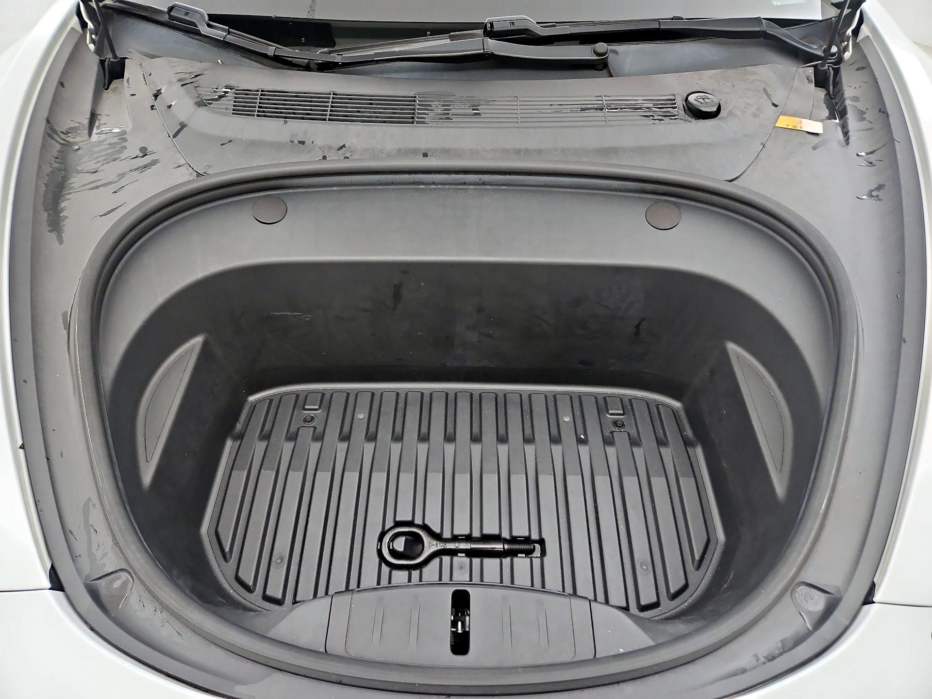 Thumbnail: 2021 Tesla Model 3 - 19