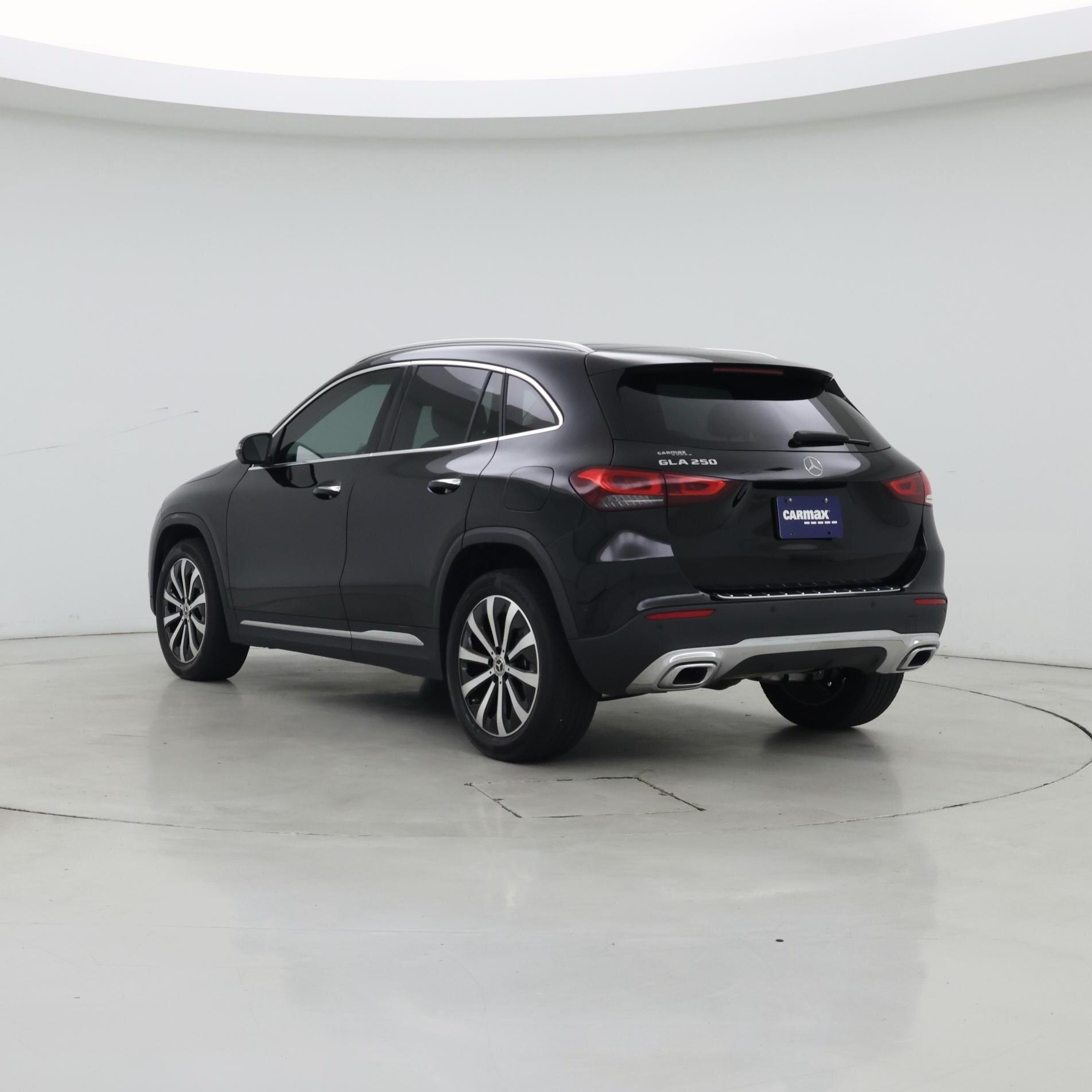 Thumbnail: 2022 Mercedes-Benz GLA - 2