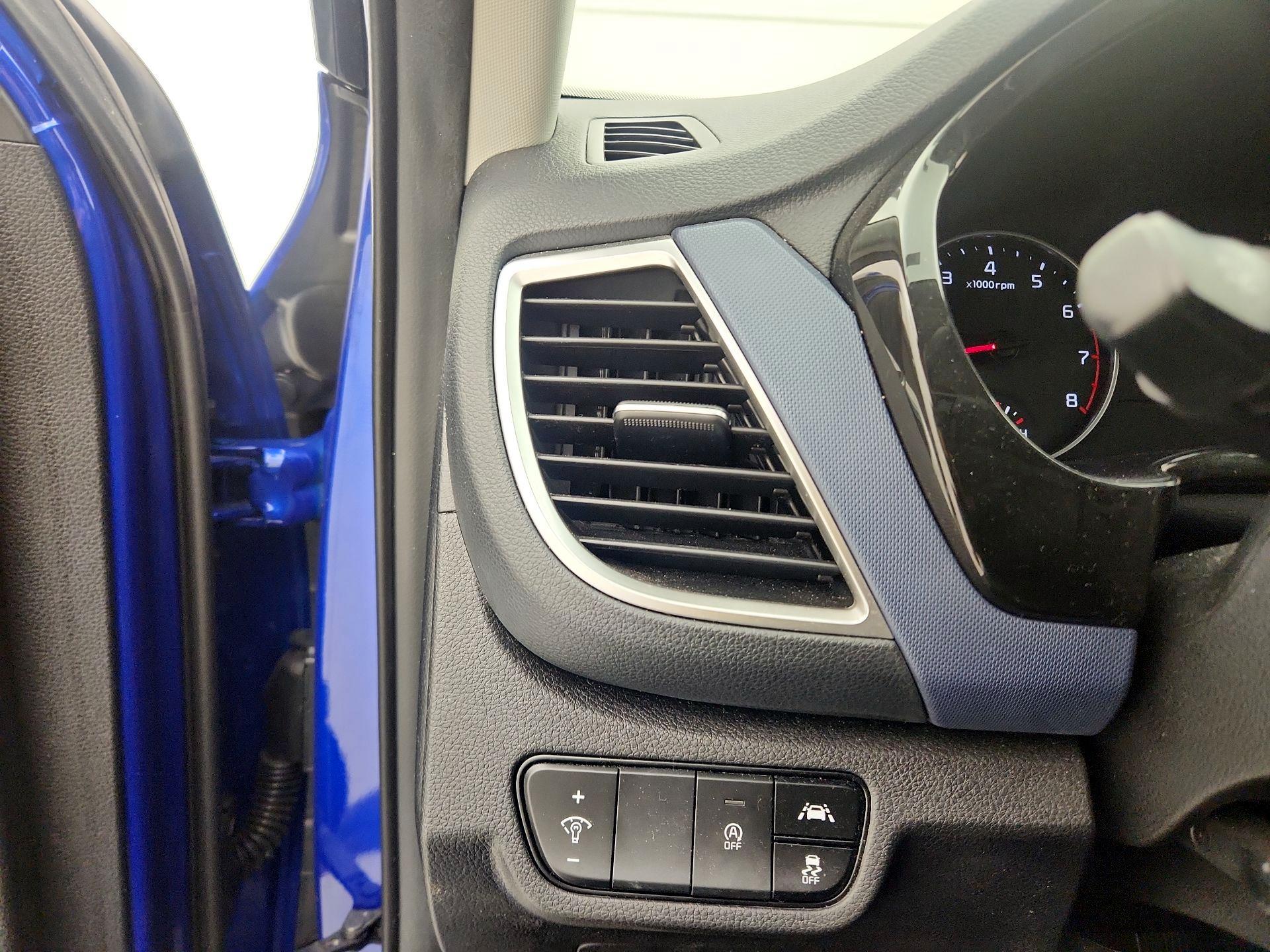 Thumbnail: 2023 Kia Seltos - 13