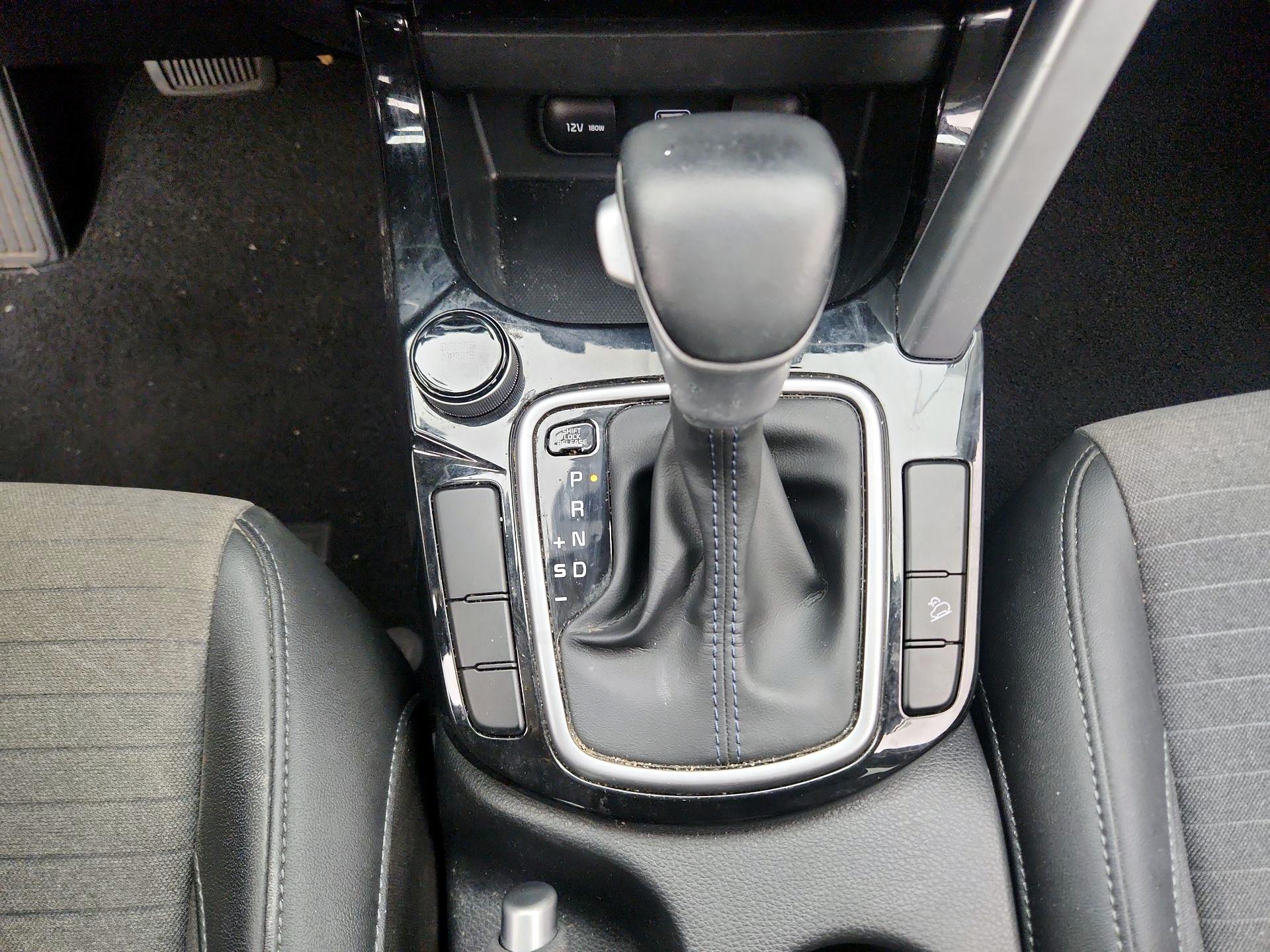 Thumbnail: 2023 Kia Seltos - 17