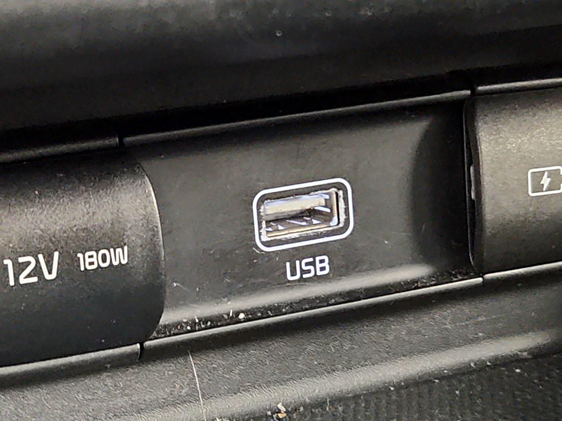 Thumbnail: 2023 Kia Seltos - 18