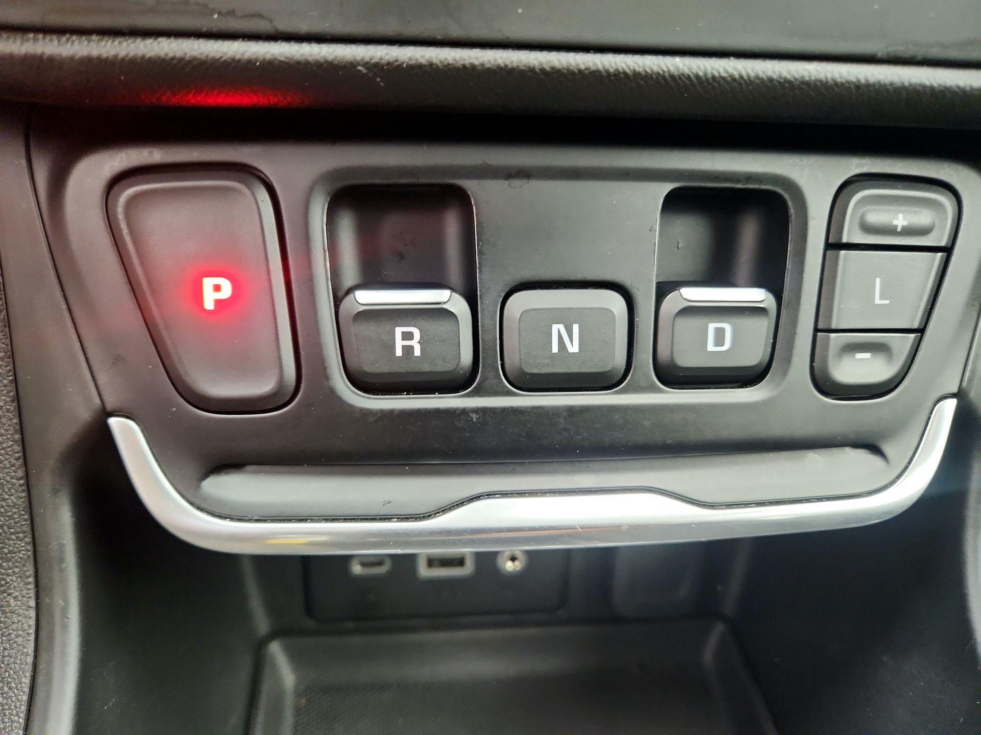 Thumbnail: 2021 GMC Terrain - 17