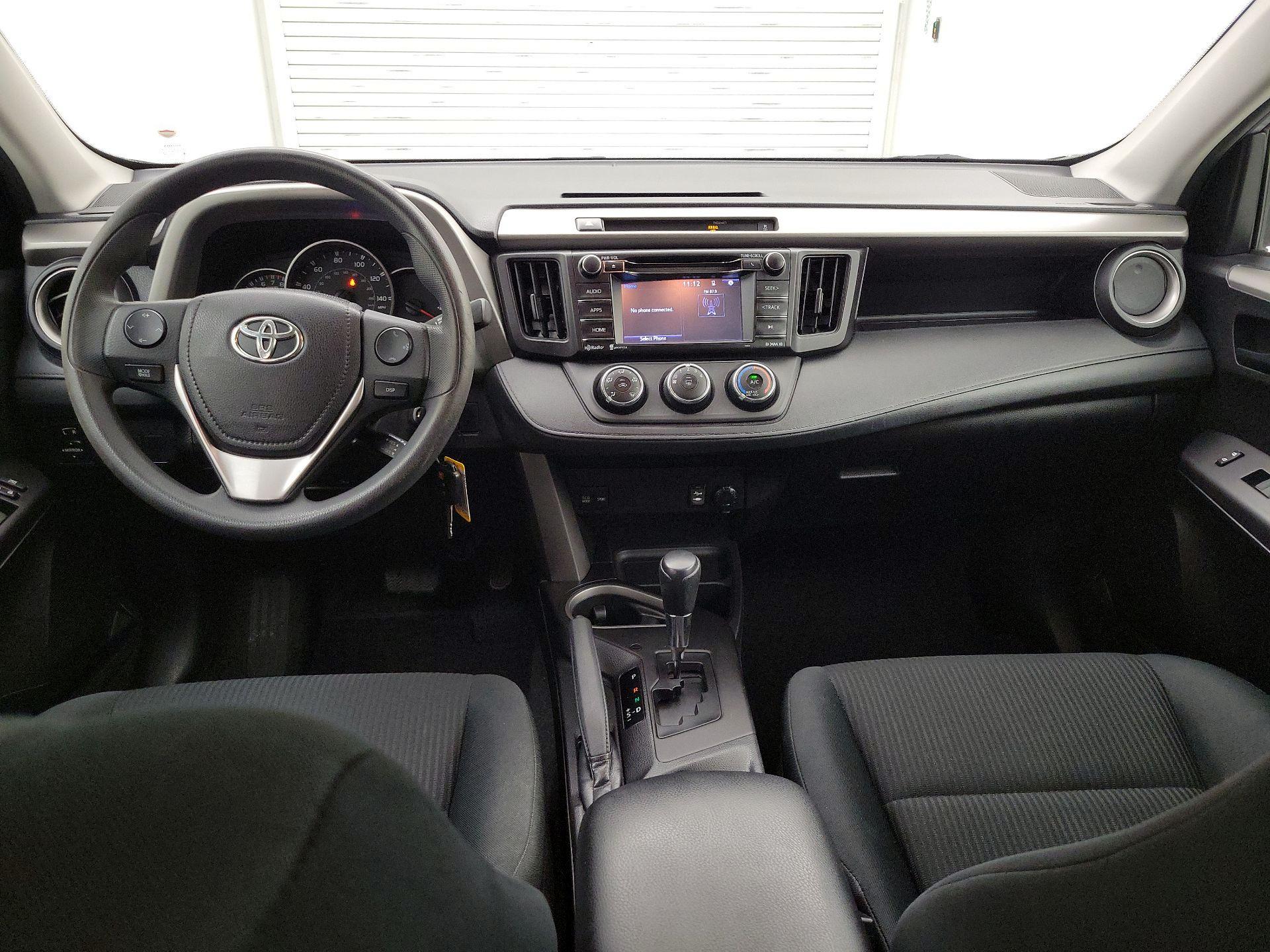 Thumbnail: 2016 Toyota RAV4 - 9
