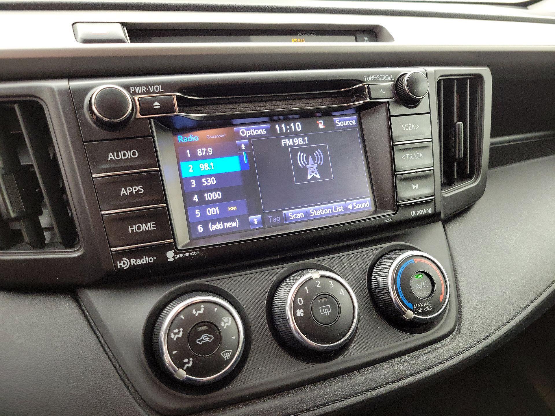 Thumbnail: 2016 Toyota RAV4 - 15