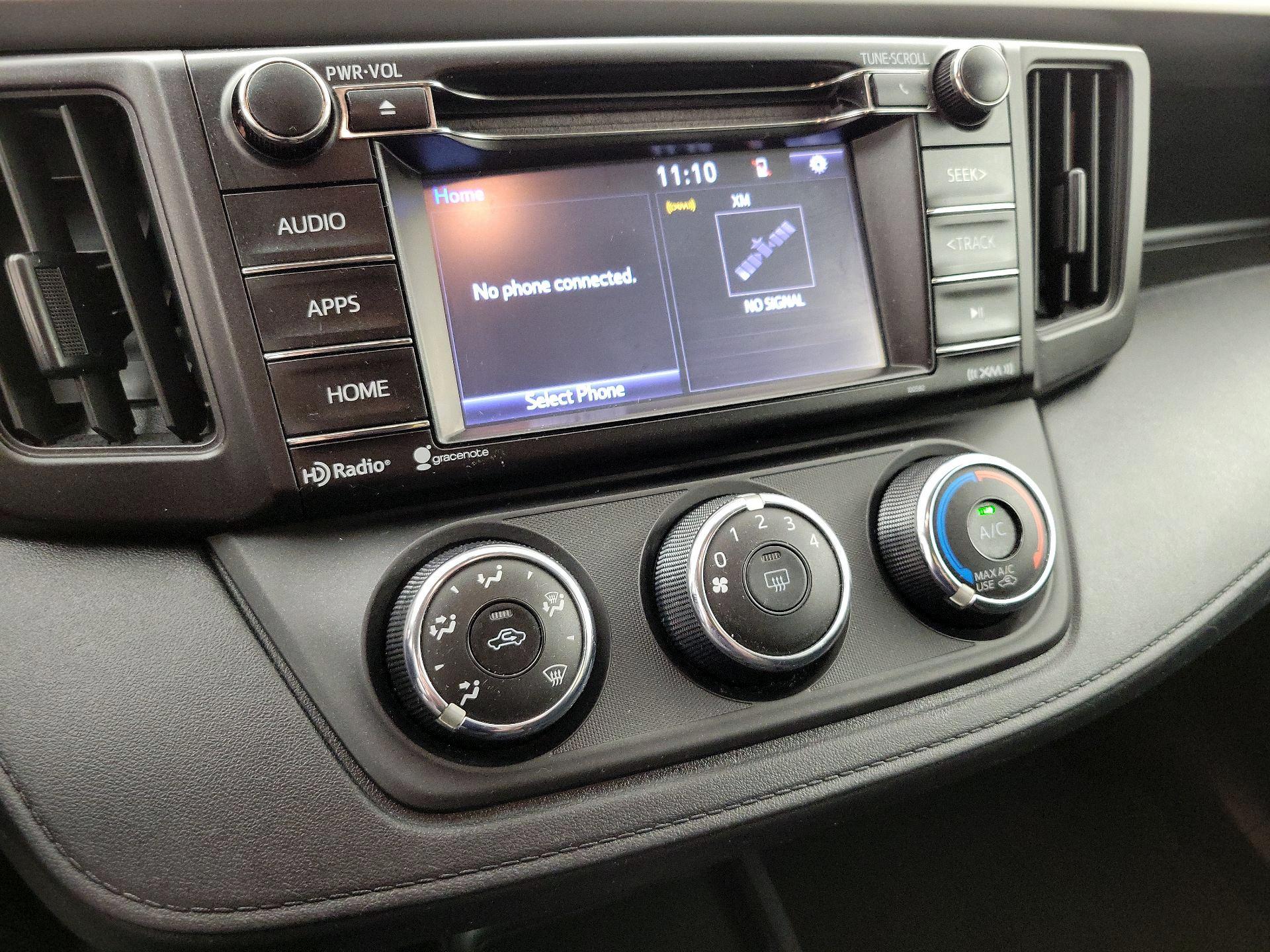 Thumbnail: 2016 Toyota RAV4 - 16