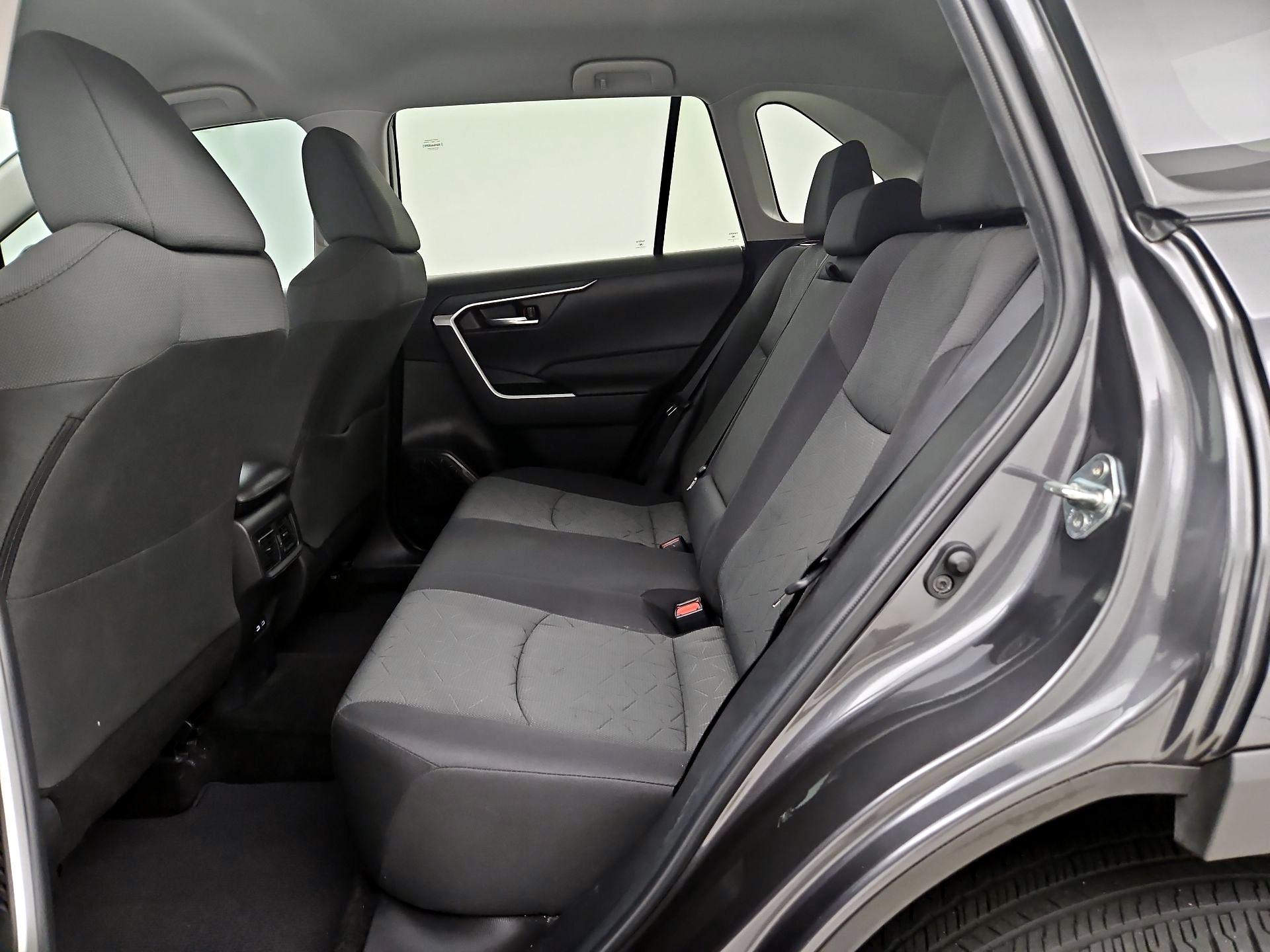 Thumbnail: 2023 Toyota RAV4 - 18